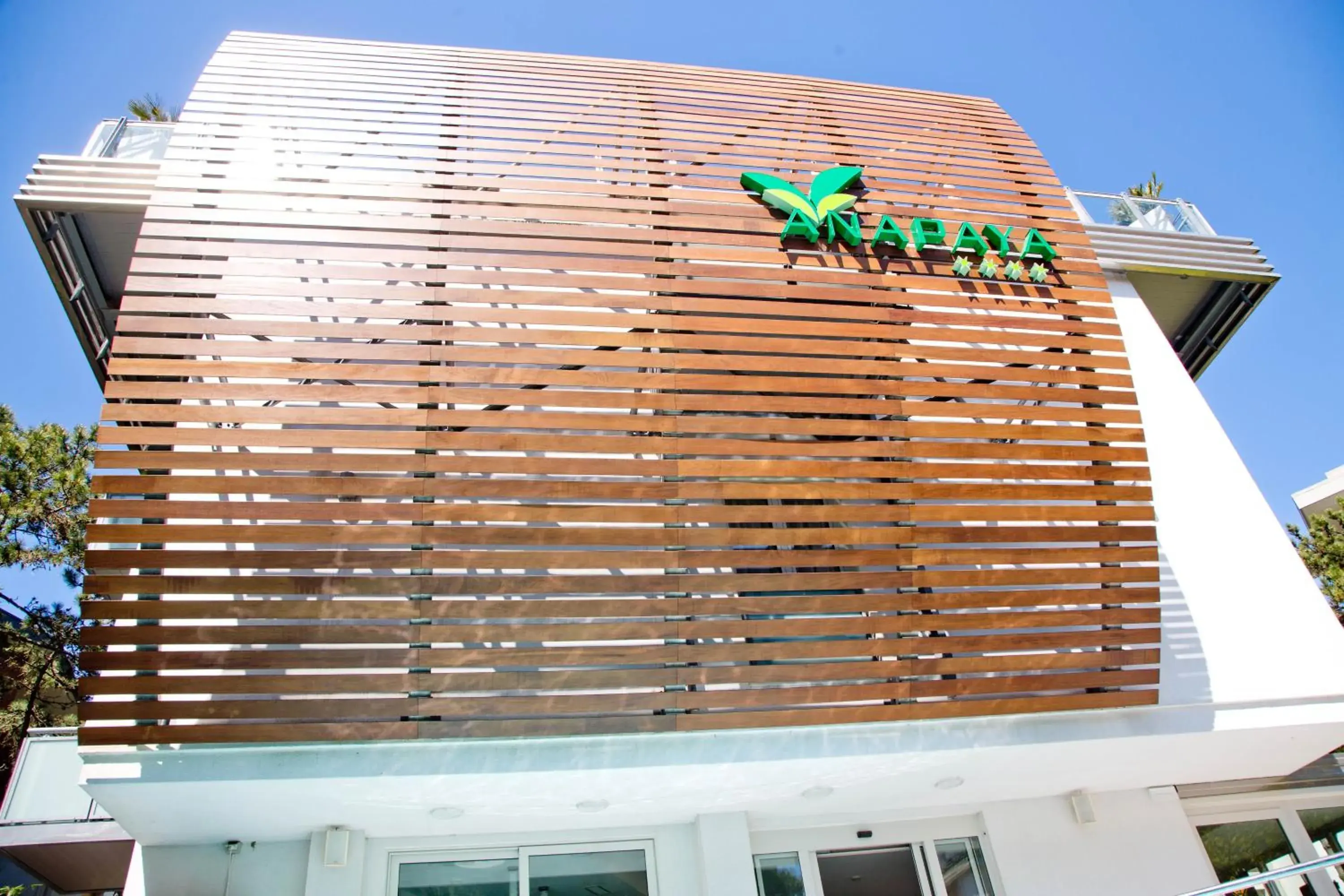 Facade/entrance in Hotel Anapaya Facade/entrance in Hotel Anapaya