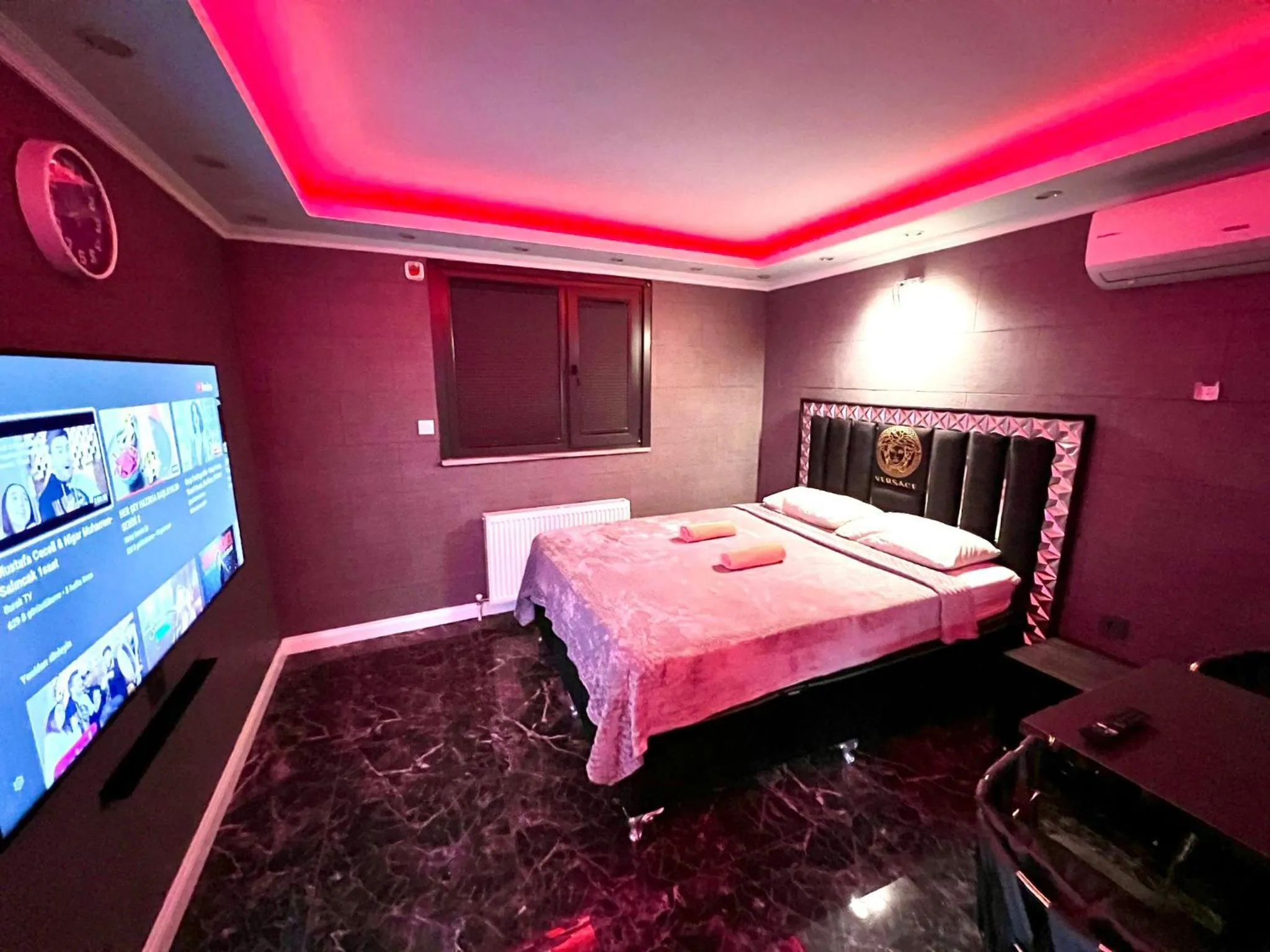 Bed in LEVENT PALACE REZİDANS