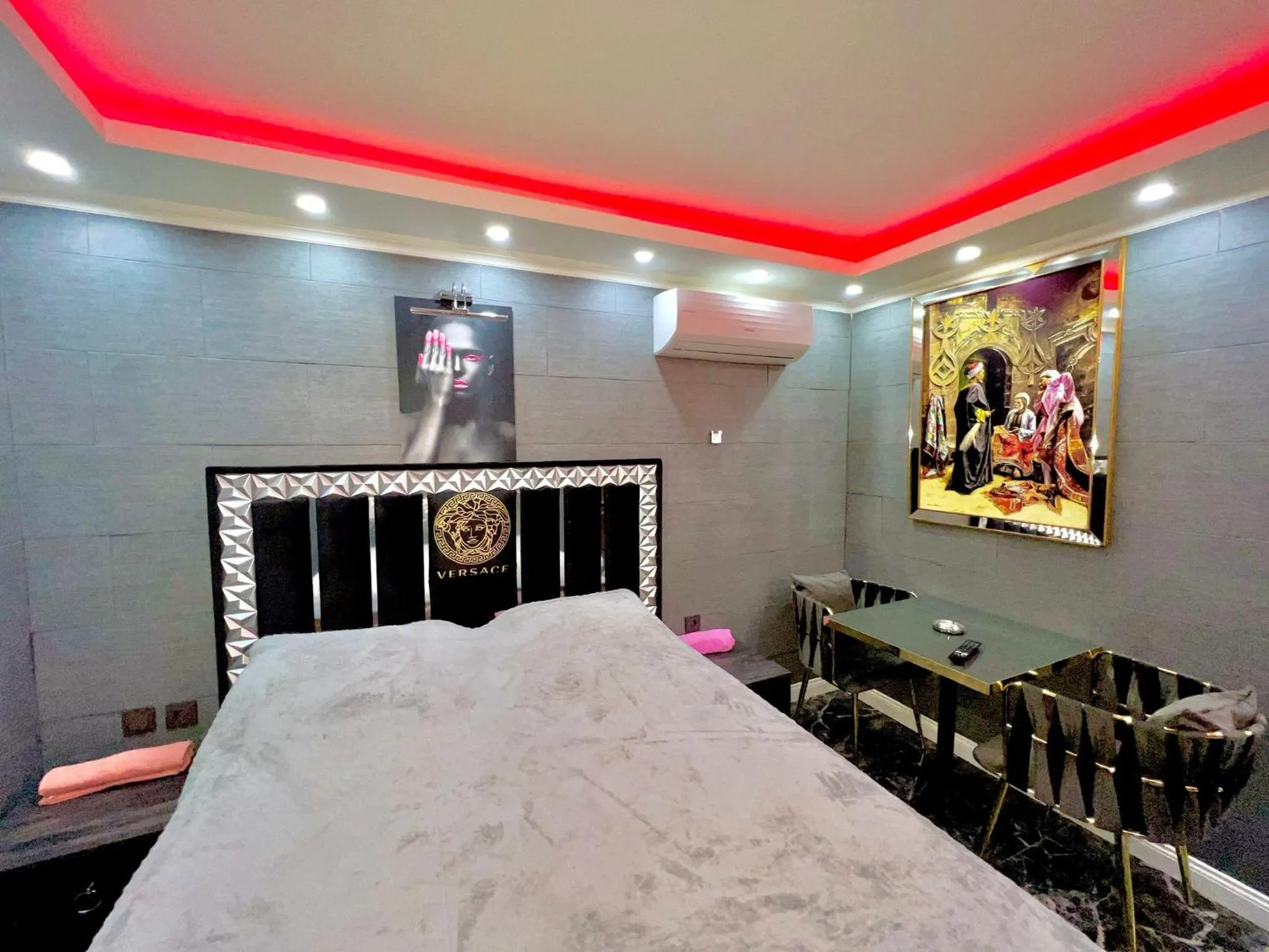 Bed in LEVENT PALACE REZİDANS