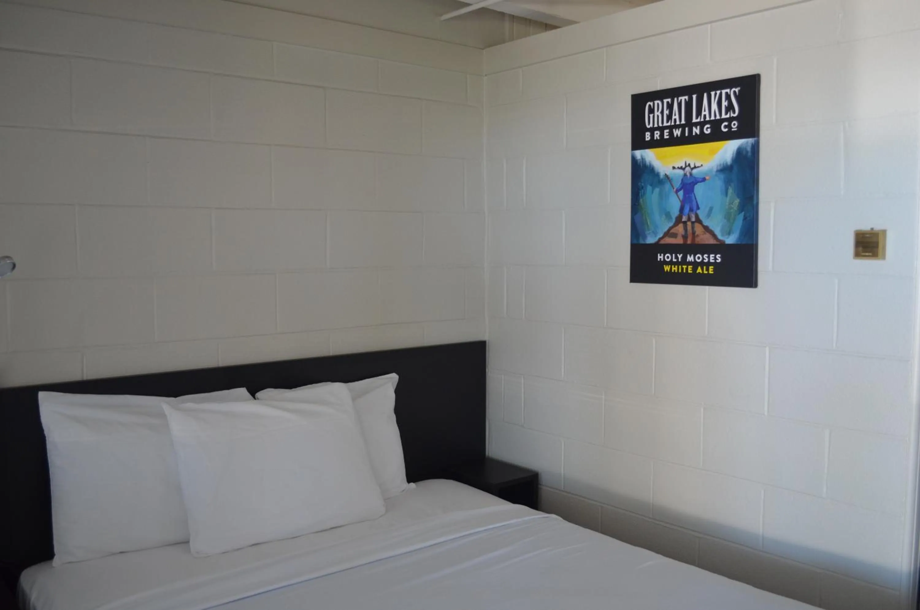 Bedroom, Bed in The Cedar Motel