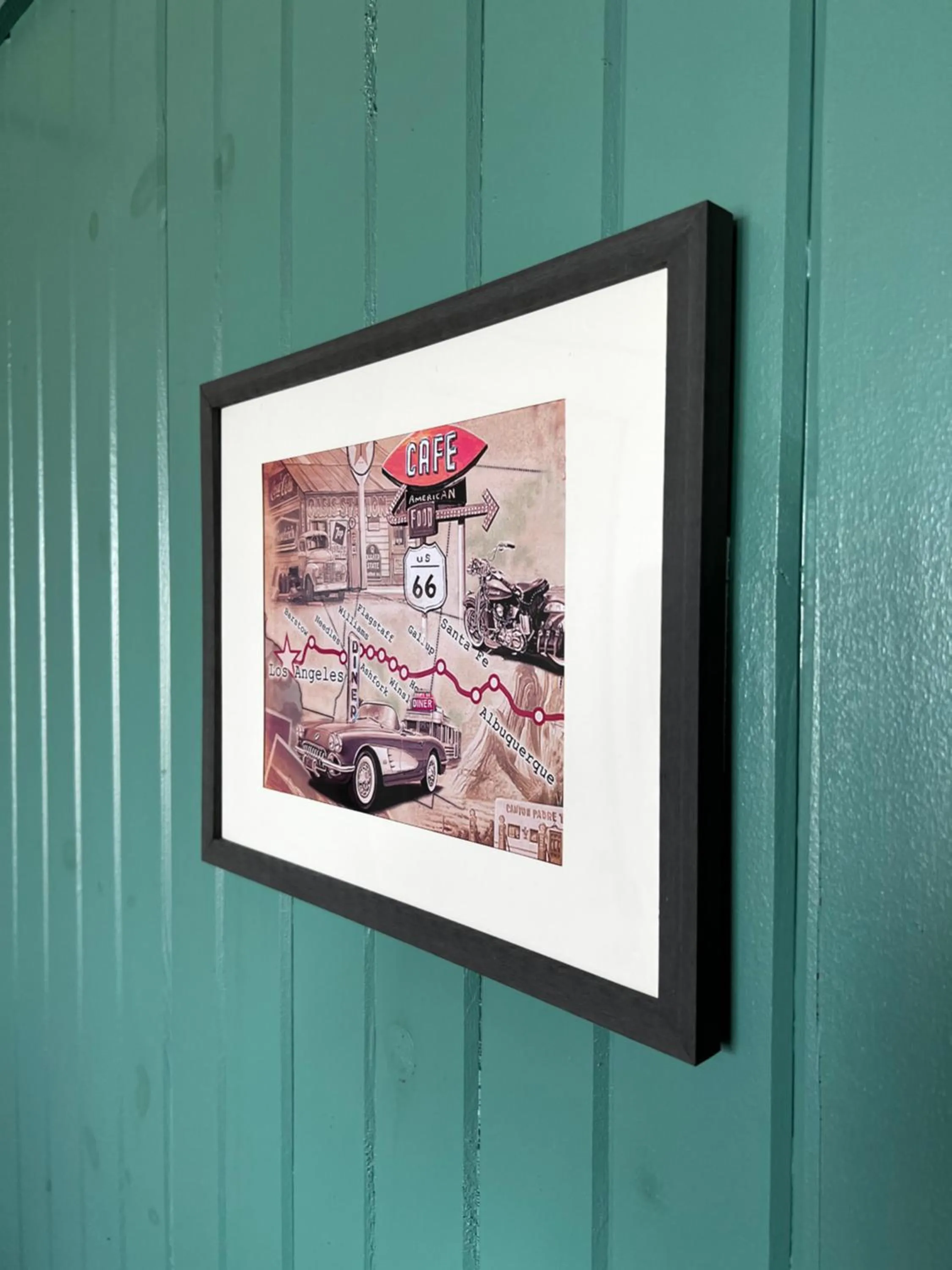 Logo/Certificate/Sign in The Cedar Motel