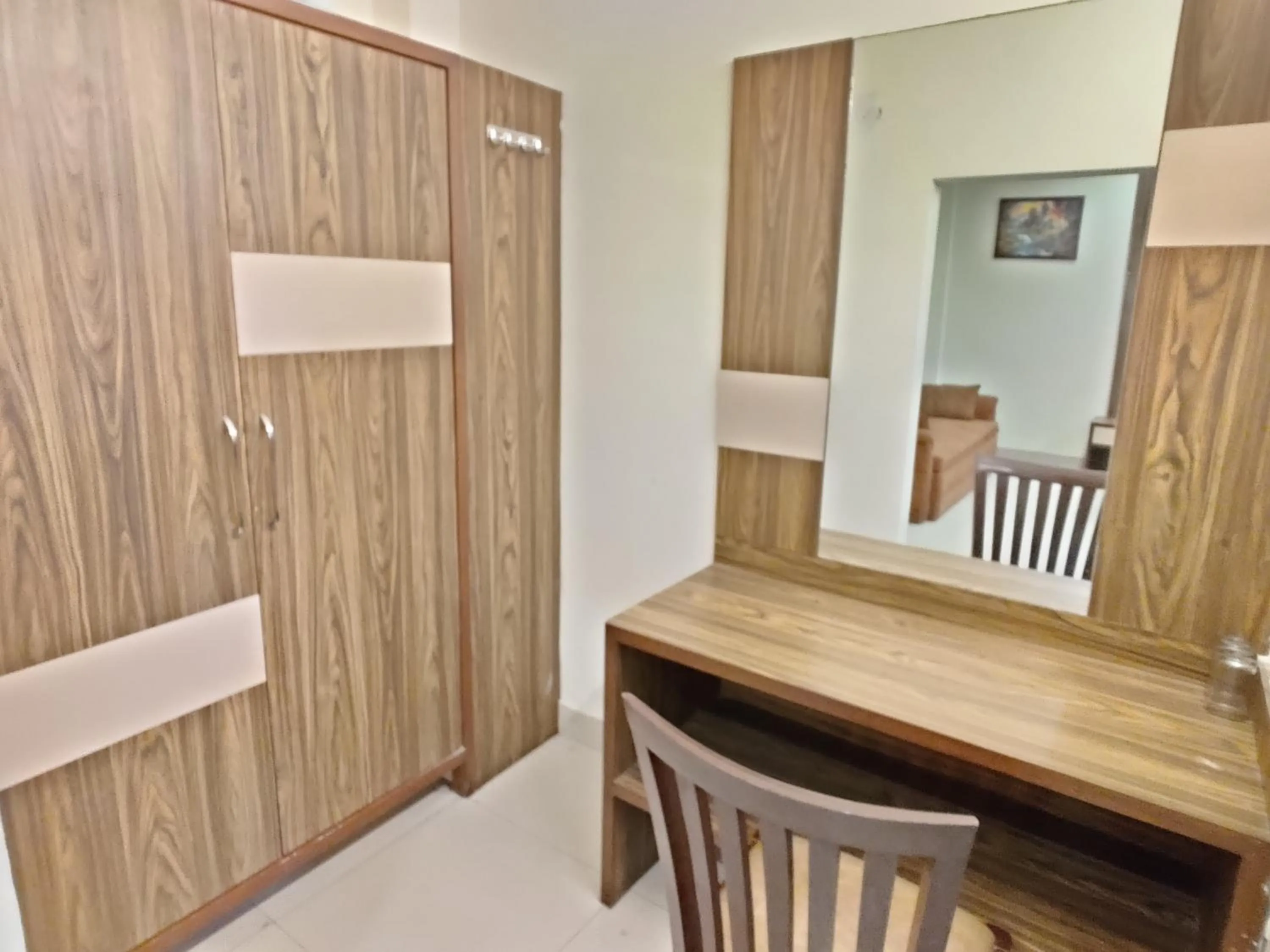 wardrobe in Raj Darbar - 10 Meter From Golden Temple