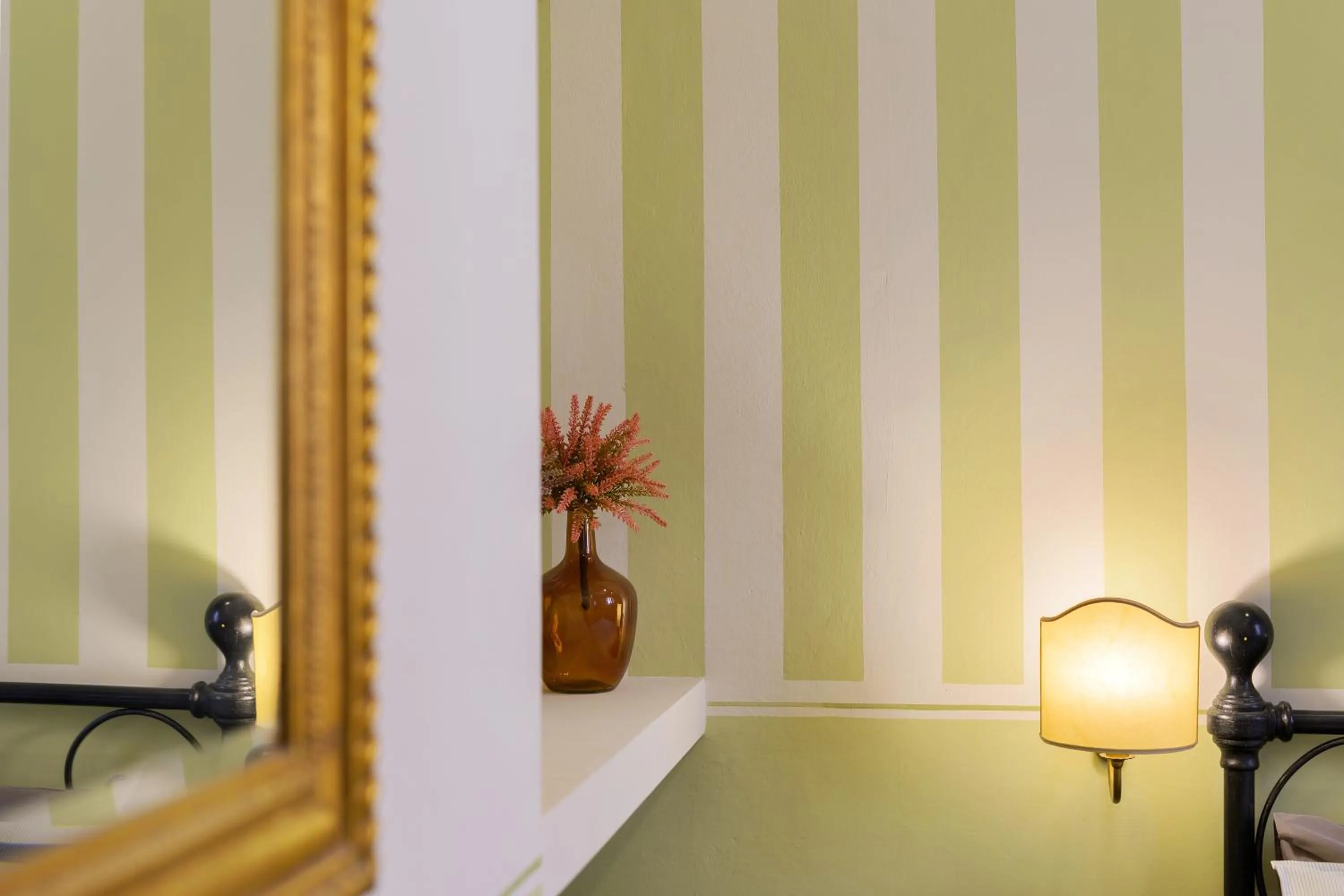 Decorative detail in I Merli di Ada