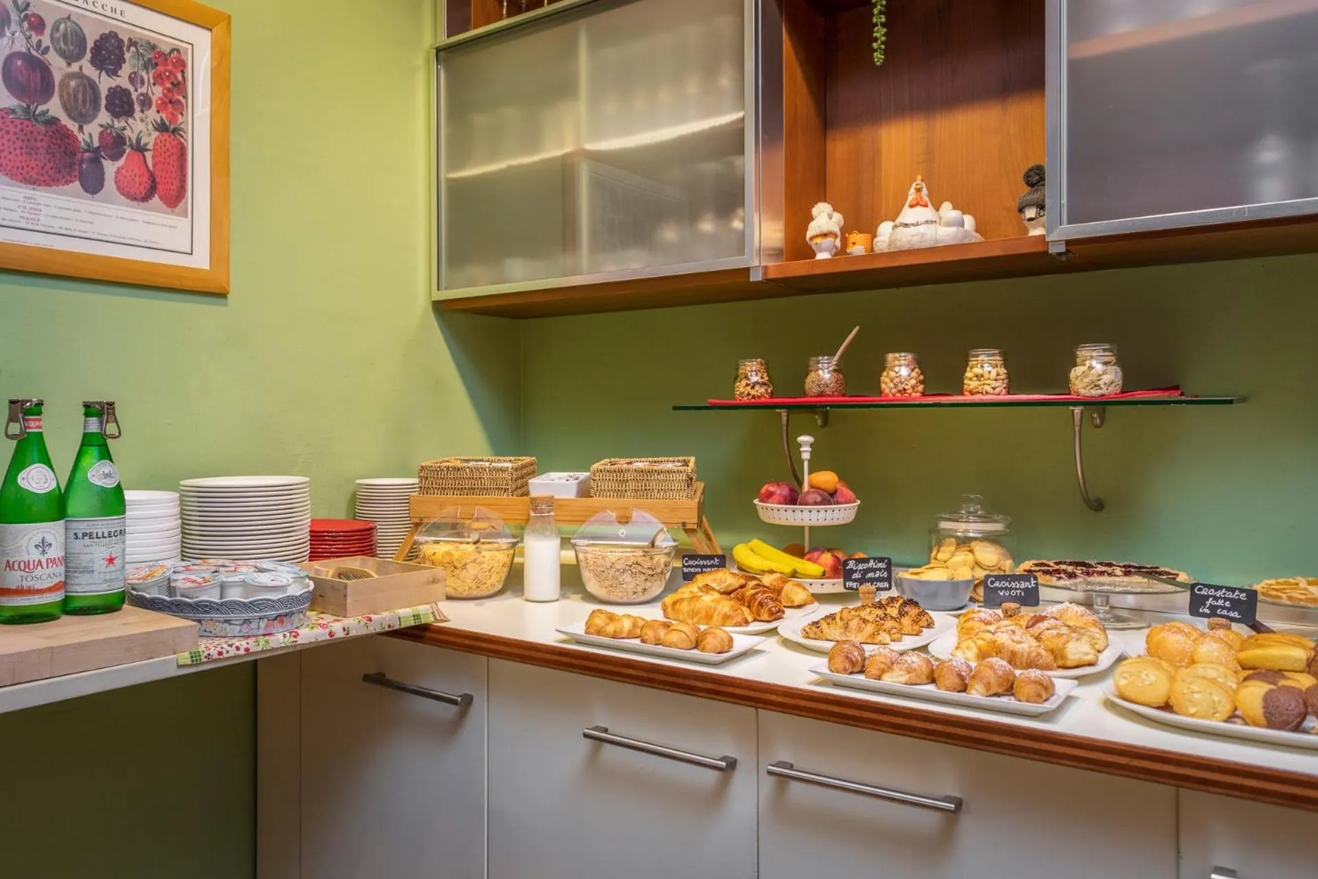 Food and drinks in Bijou Hotel