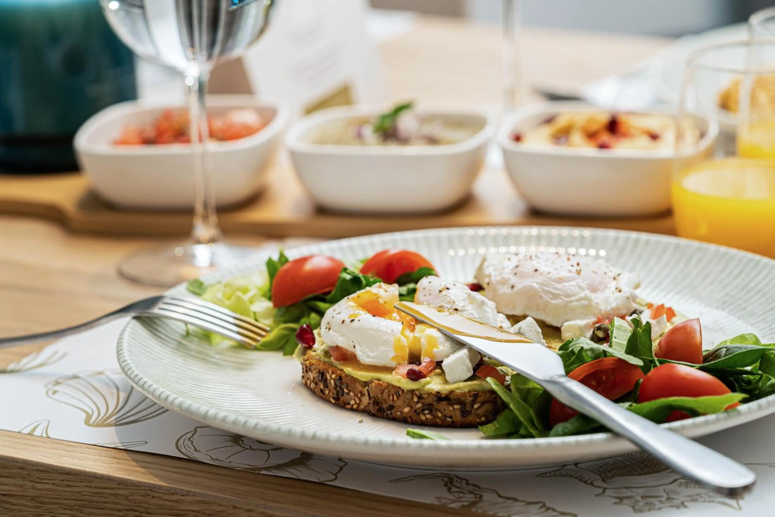 Food and drinks in Amaris ApartHotel la 2 Pași de Plajă & Parcare Gratuită