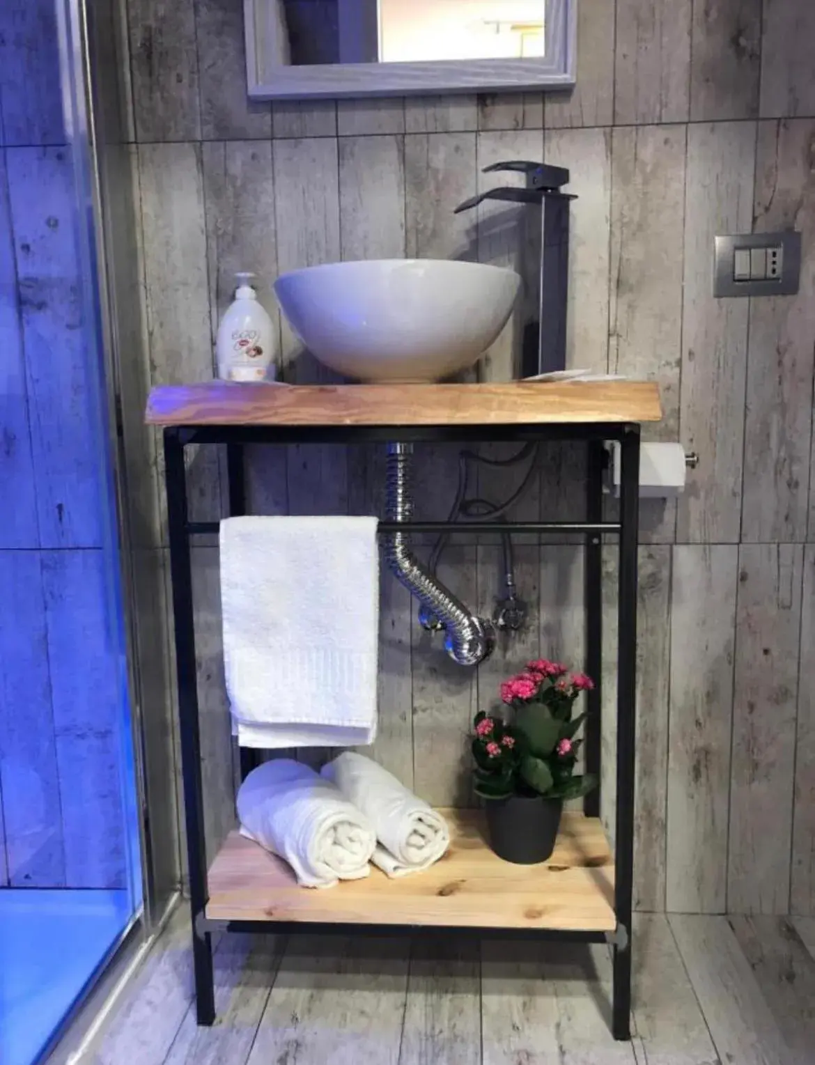 Double Room with Balcony in B&B Rial Double Room with Balcony in B&B Rial