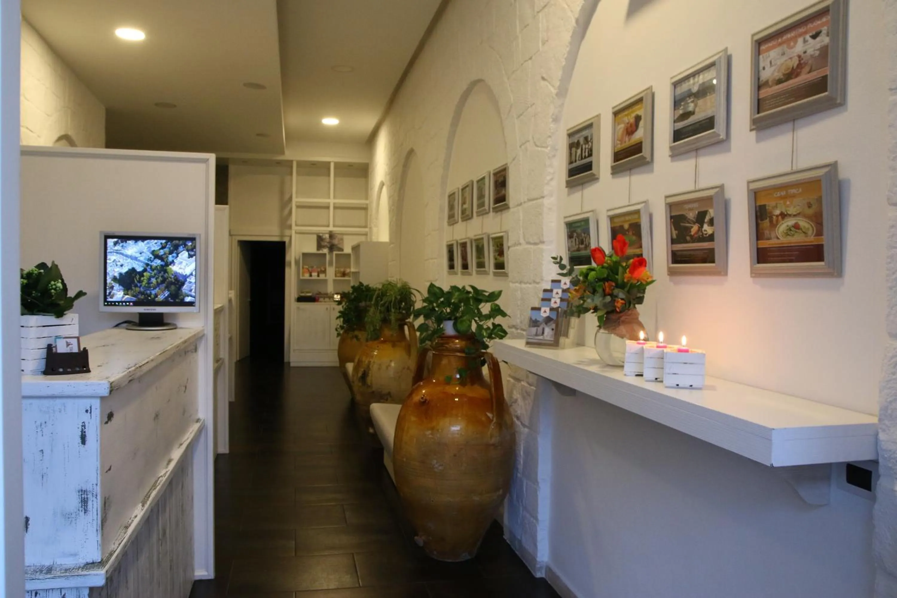 Lobby or reception in Trulli Holiday Albergo Diffuso