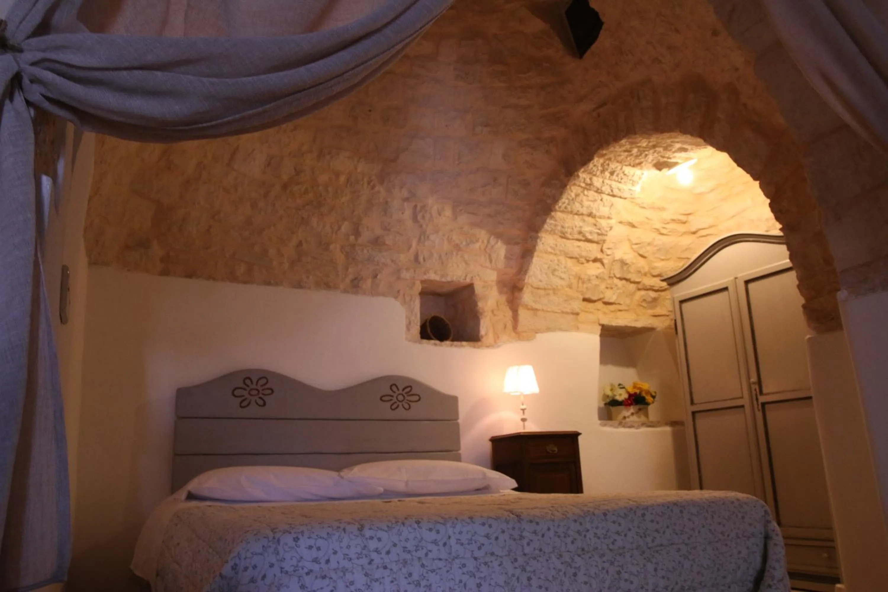 Bedroom, Bed in Trulli Holiday Albergo Diffuso