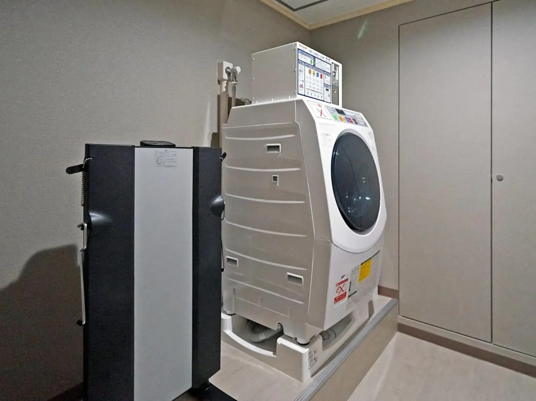 Standard Twin Room - single occupancy - Non-Smoking in Chisun Hotel Yokohama Isezakicho Standard Twin Room - single occupancy - Non-Smoking in Chisun Hotel Yokohama Isezakicho