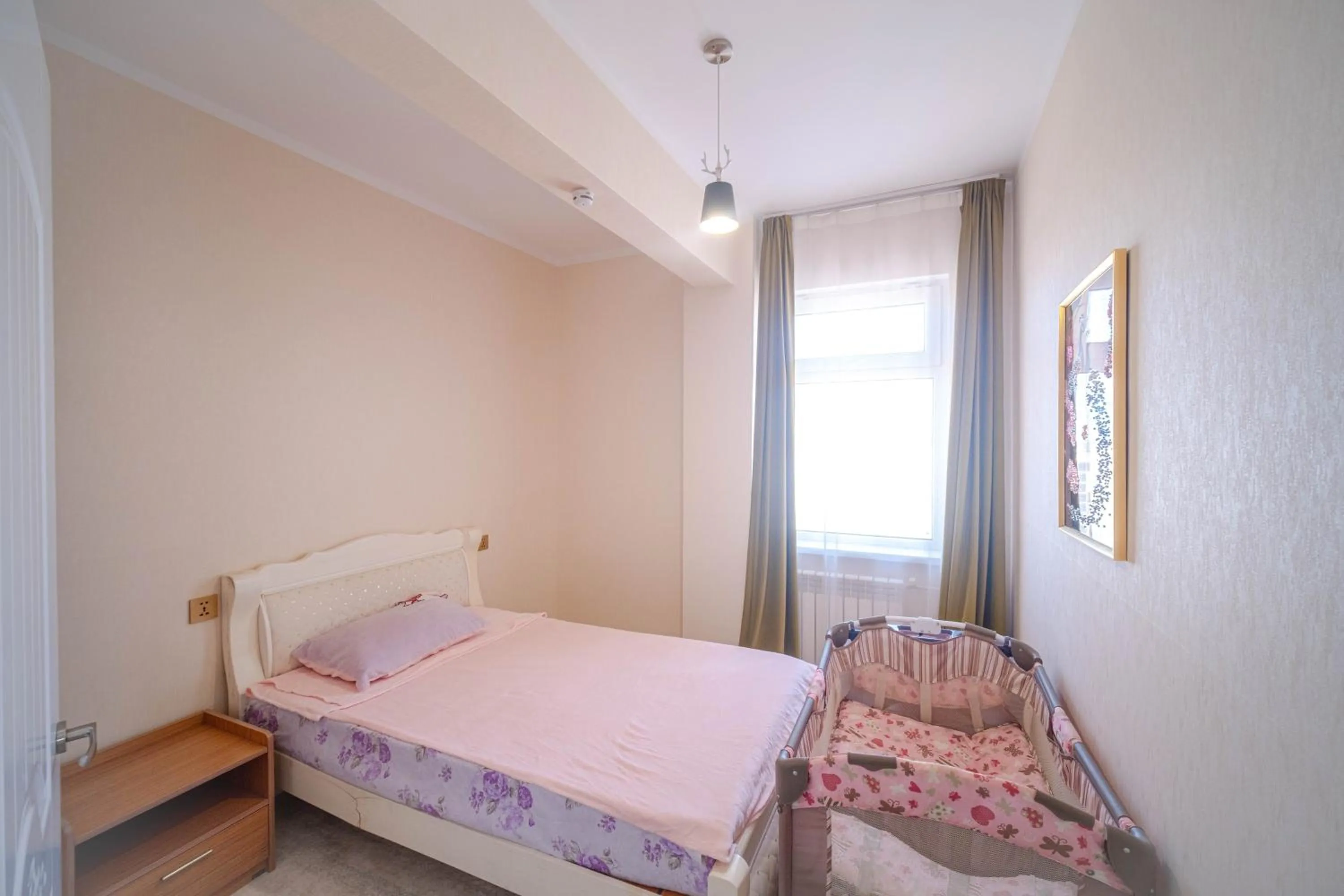 Bed in Eagle Town Serviced Apartment