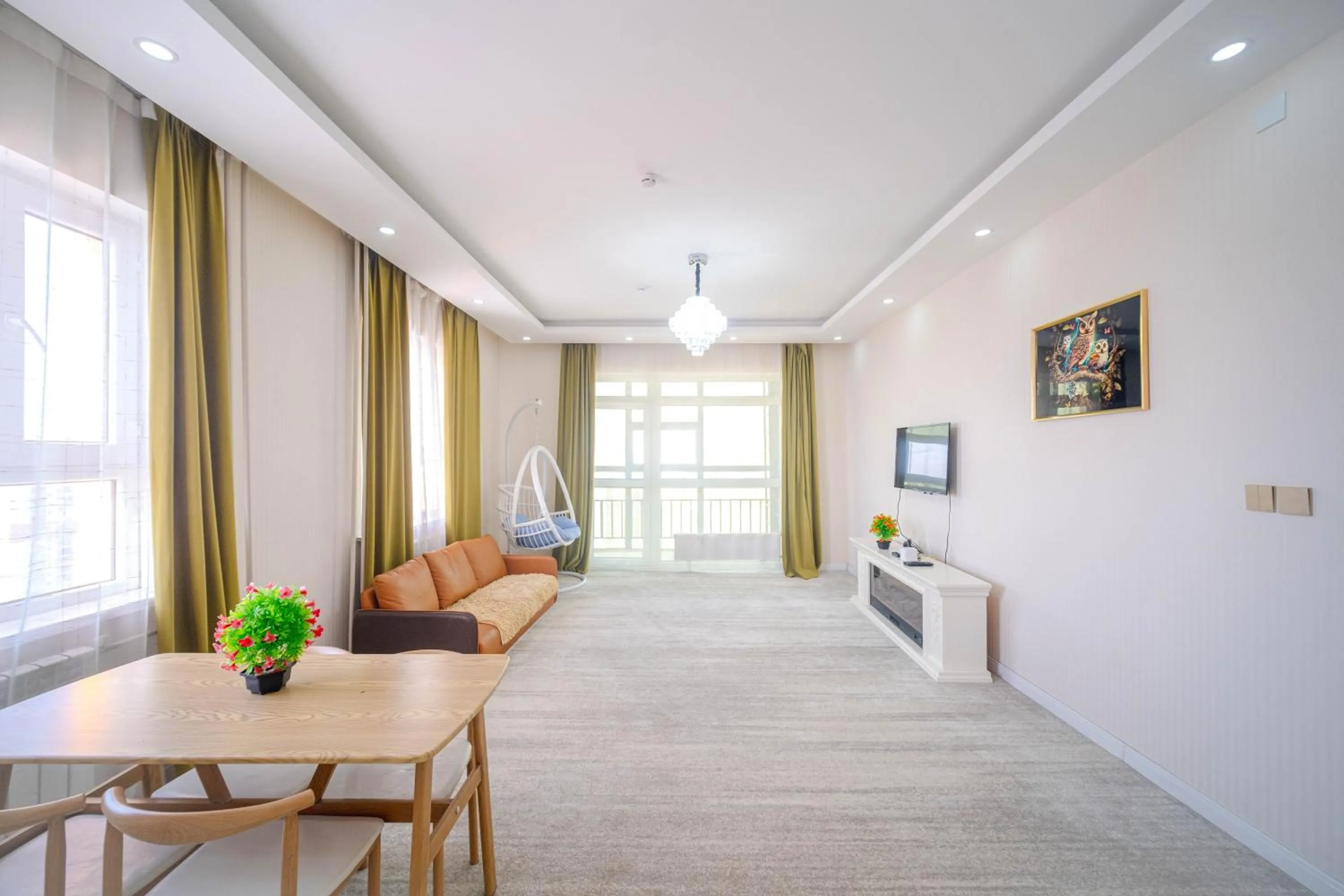 Eagle Town Serviced Apartment