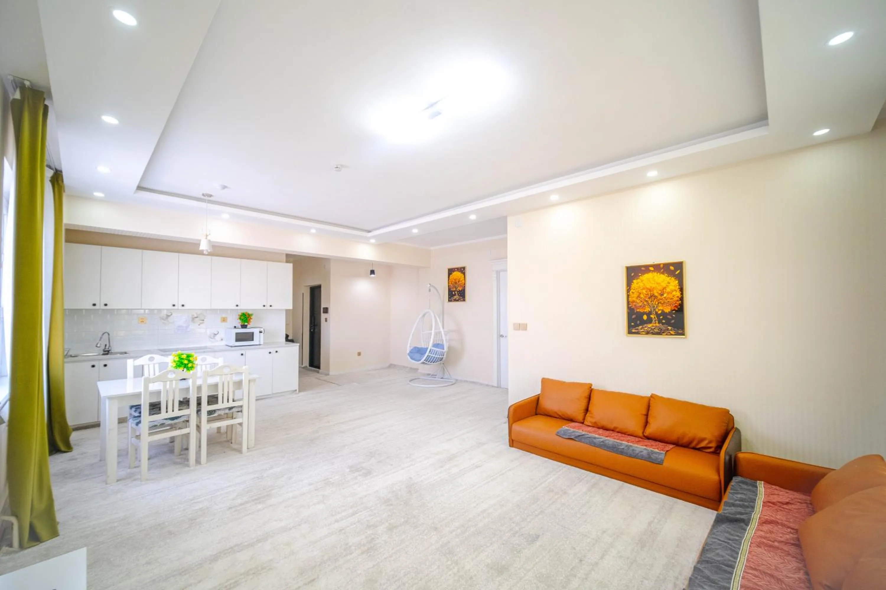 Eagle Town Serviced Apartment