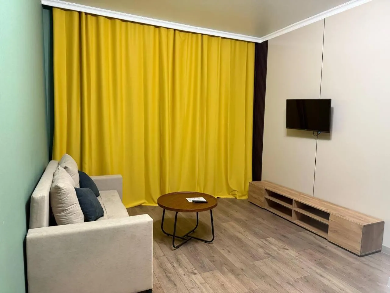 Deluxe Double Room with Balcony in Prego apartments Astana
