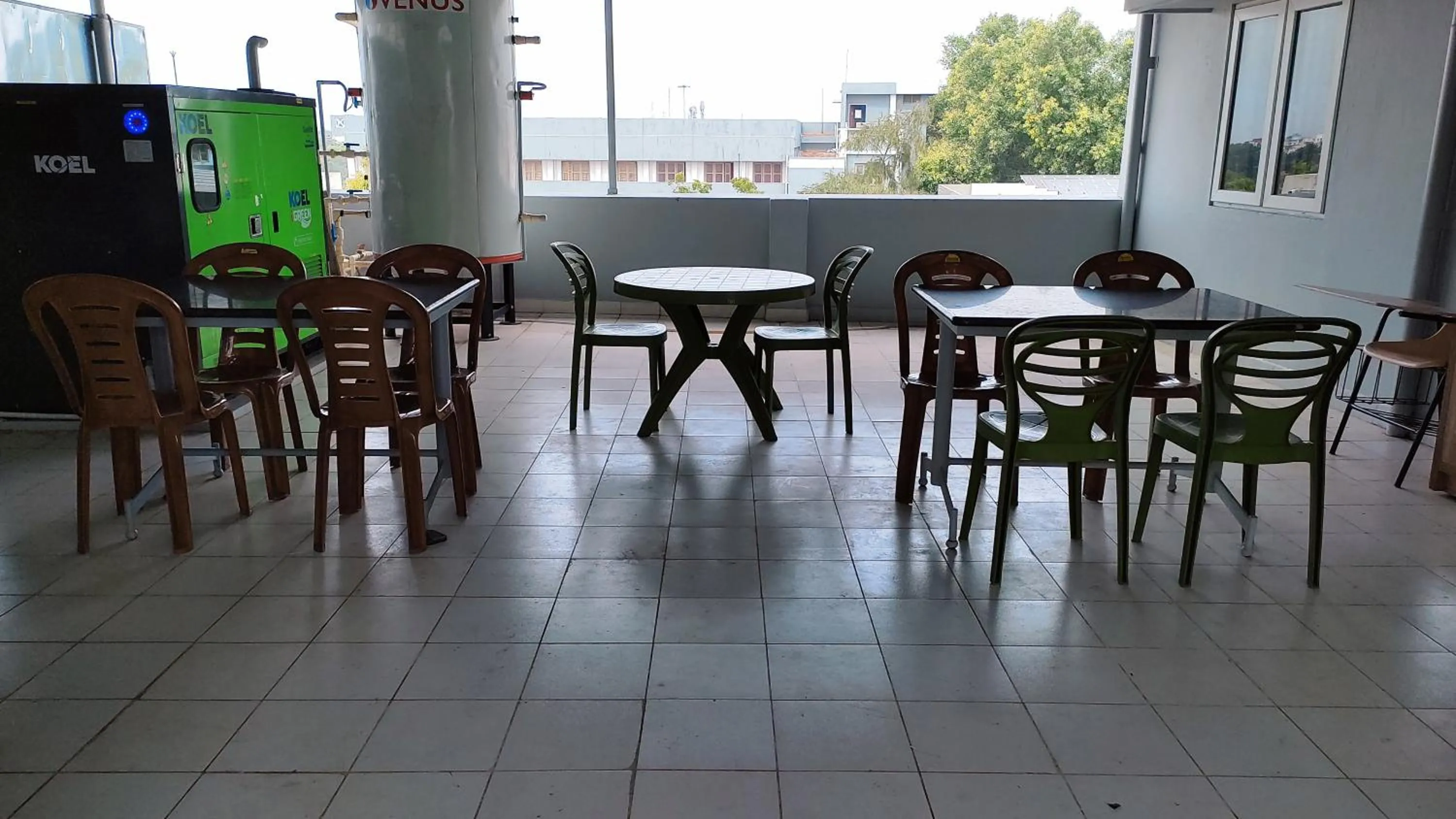 Dining area in Hotel Grand Stay