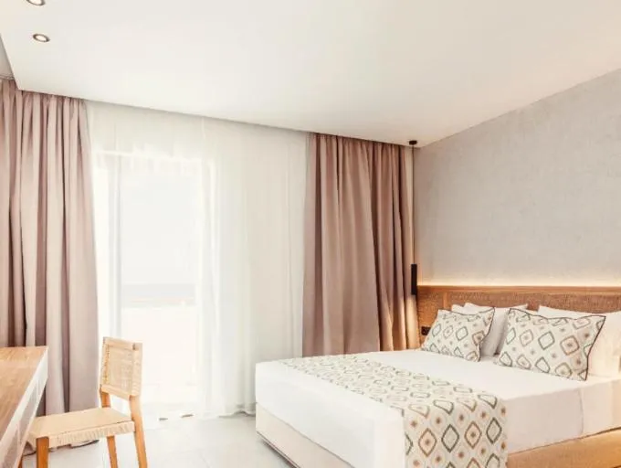 Bed in Blue Sea Island