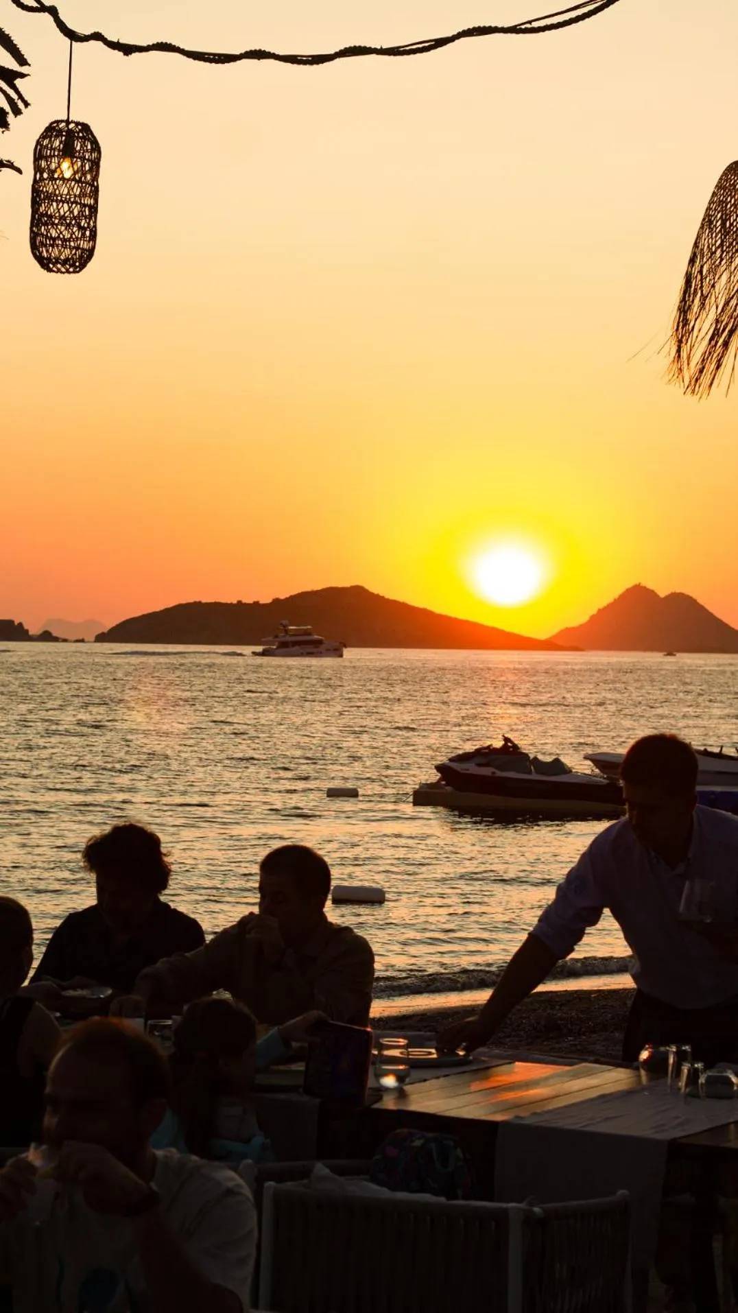 Restaurant/places to eat in Rammos Managed By Dedeman