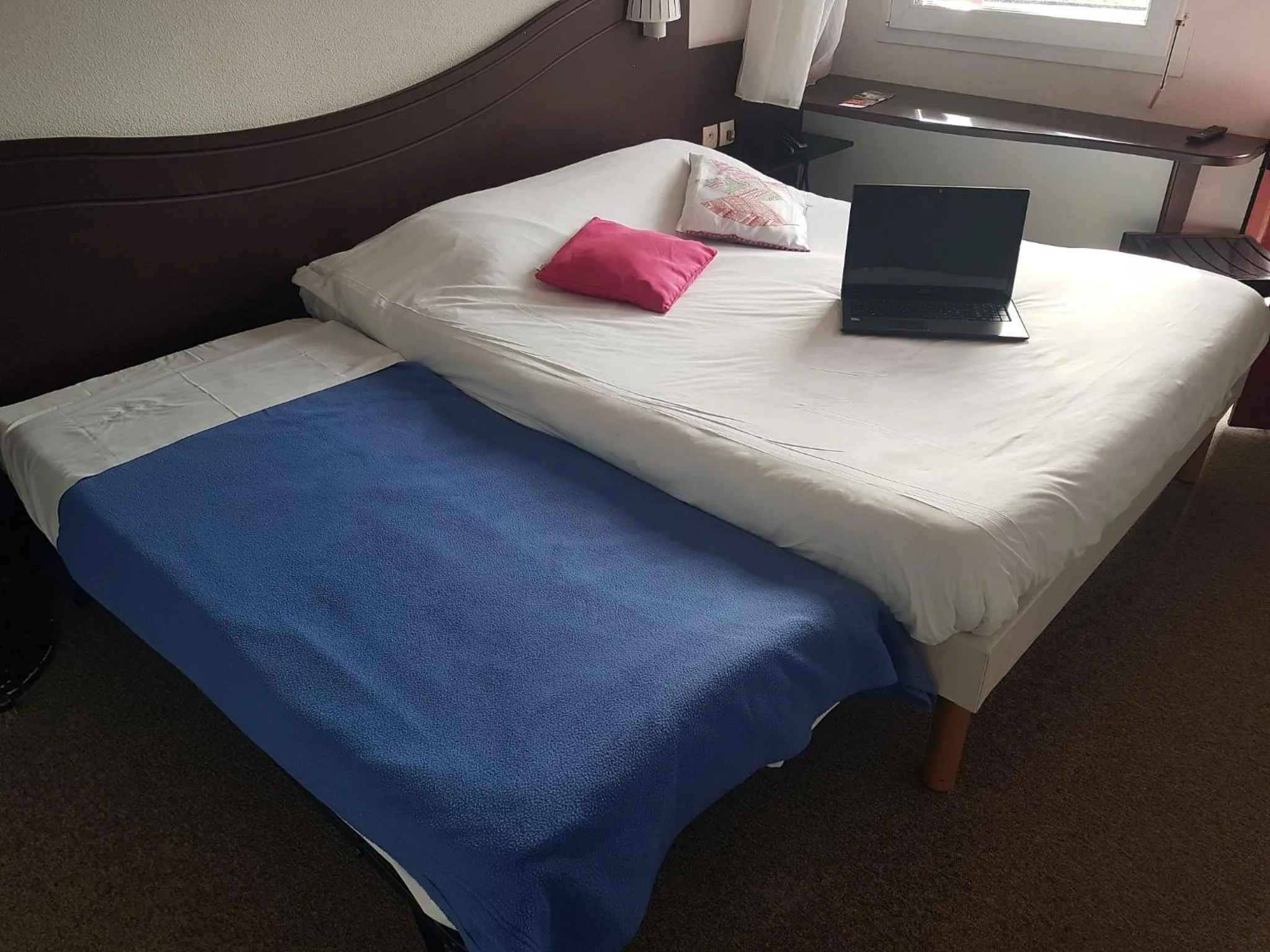 Bedroom, Bed in Enzo Hotels Quimperle By Kyriad Direct