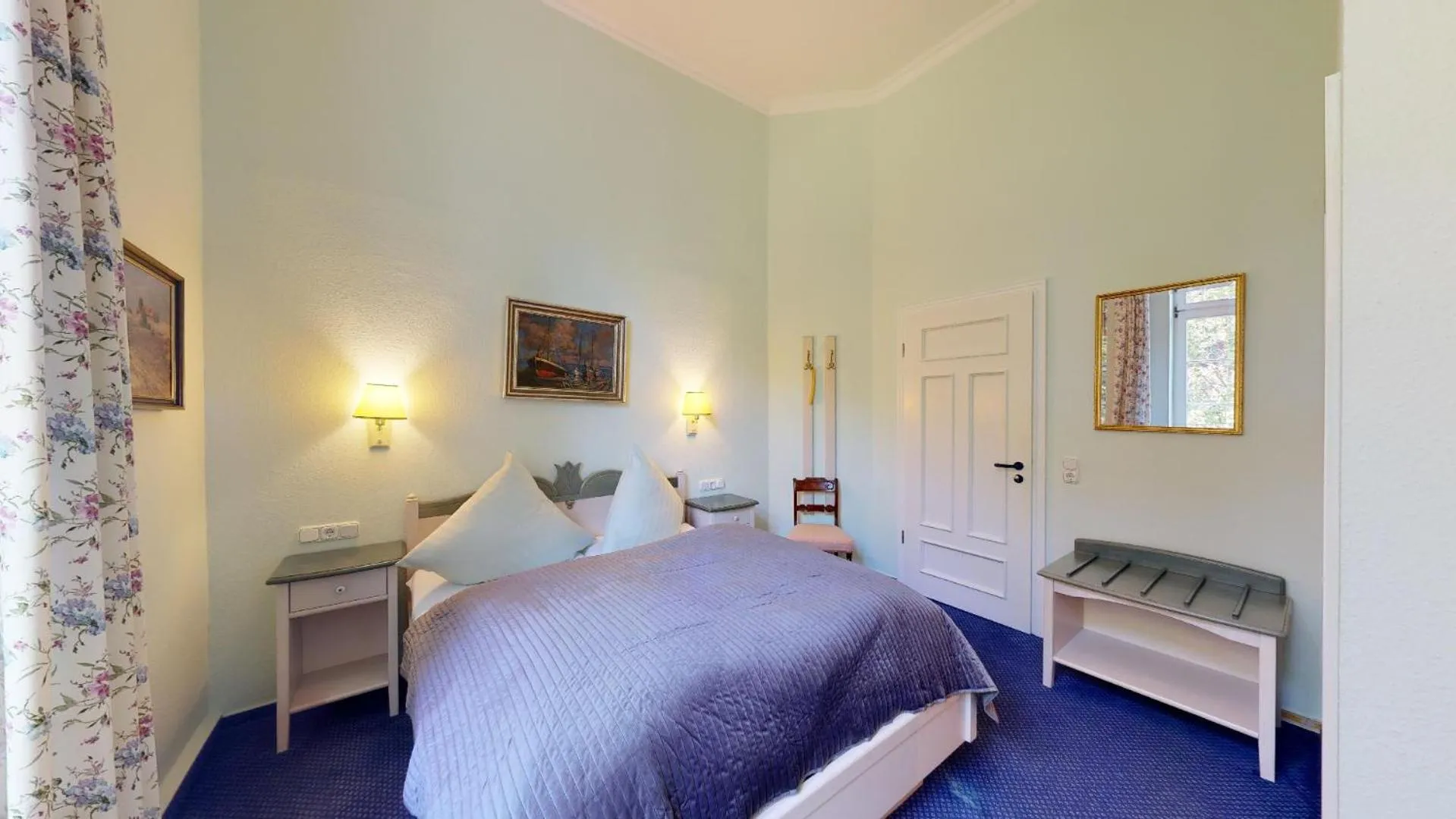 Bed in Landhotel Schloss Daschow