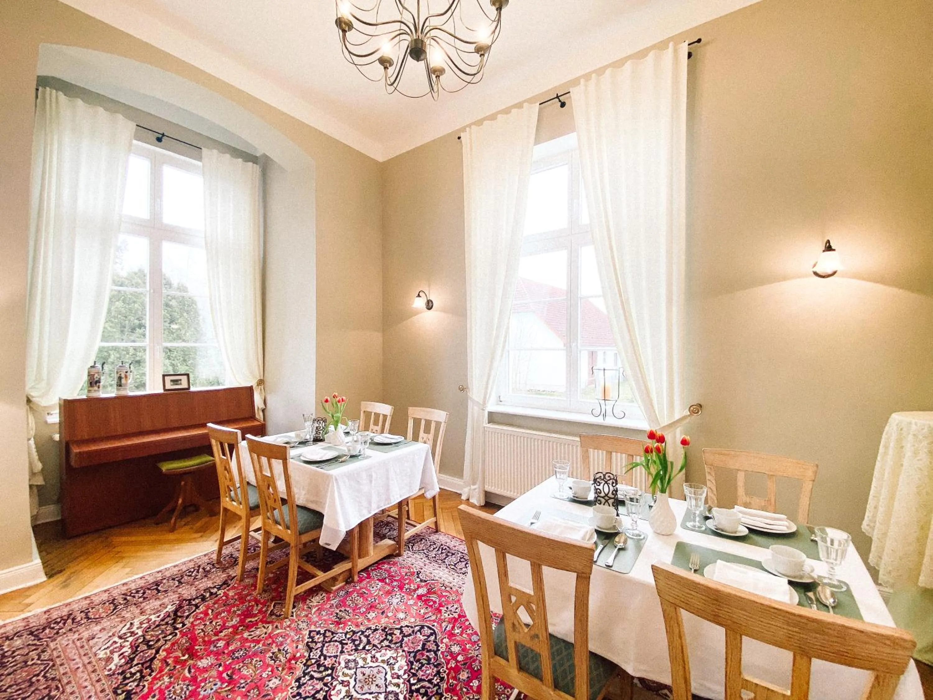 Restaurant/places to eat in Landhotel Schloss Daschow