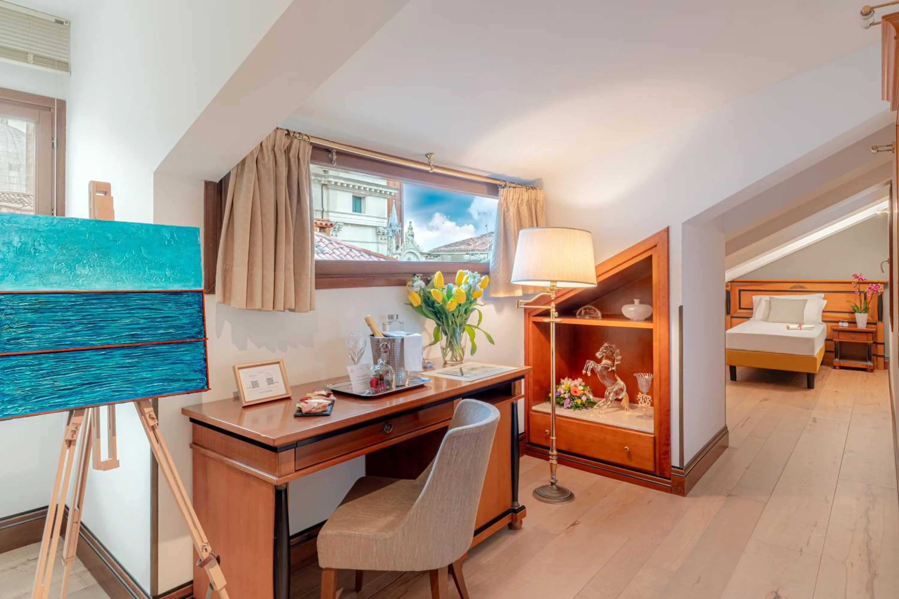 Photo of the whole room, Bed in All’Angelo Art Hotel