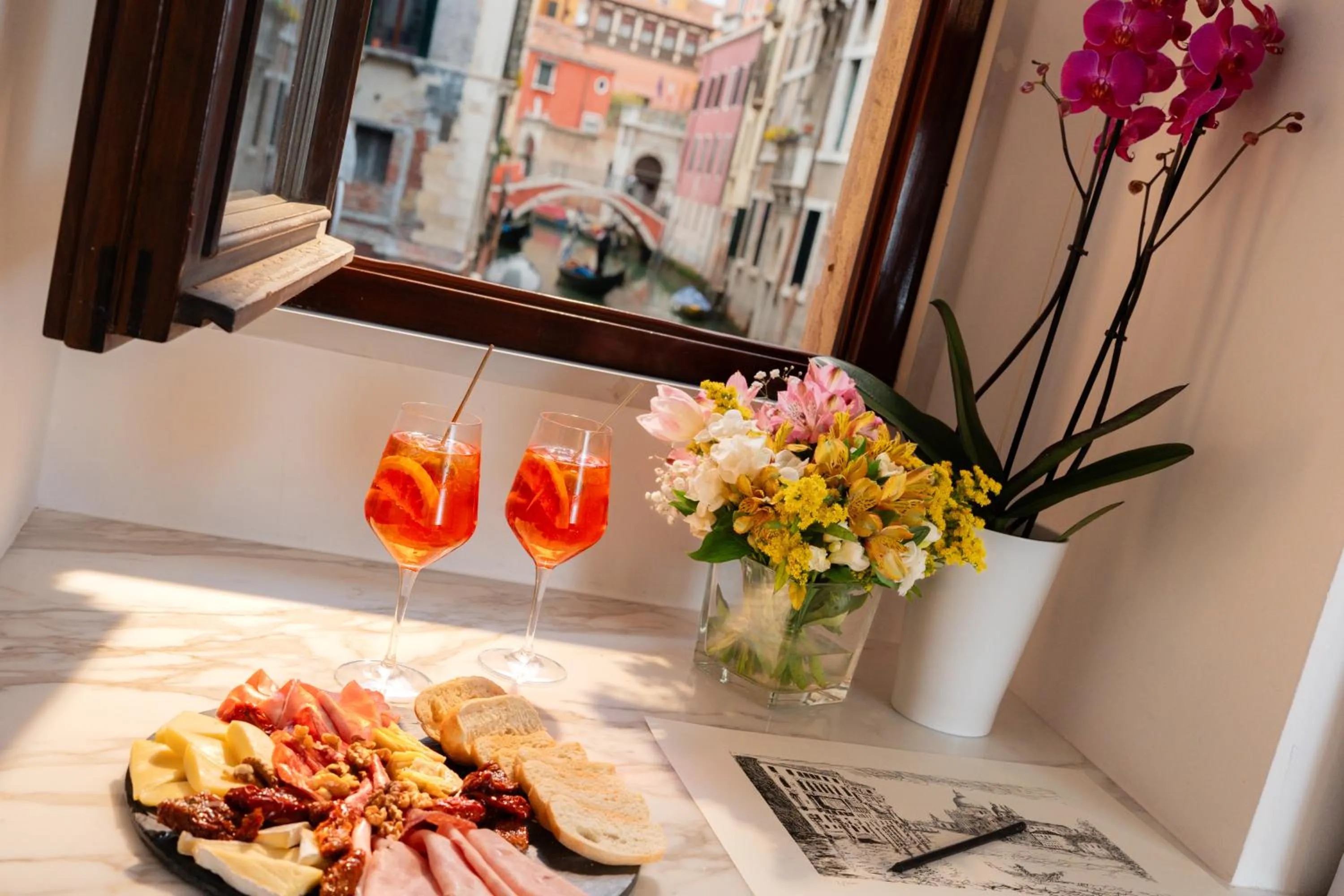 Decorative detail in All’Angelo Art Hotel