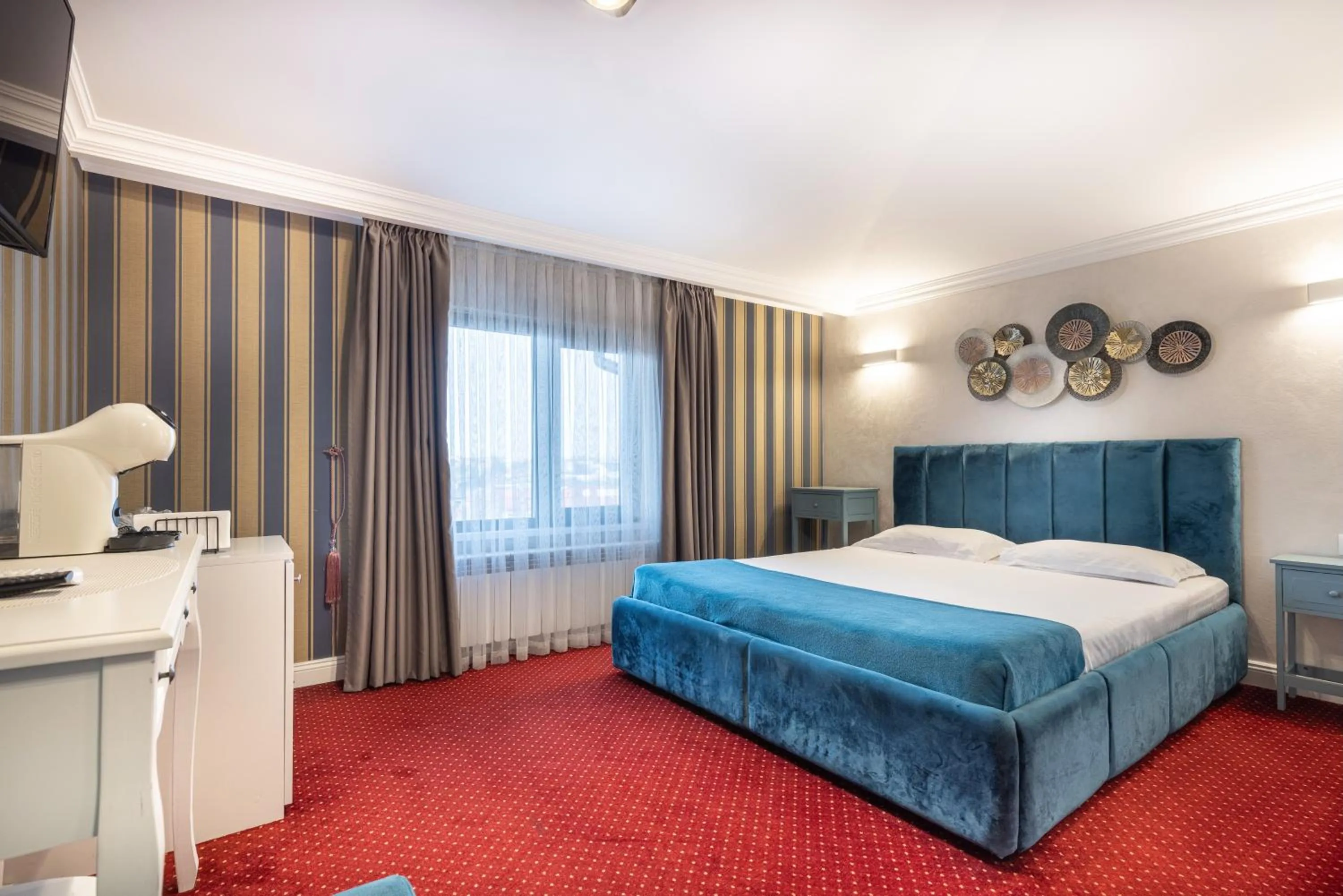 Bed in Hotel City Break