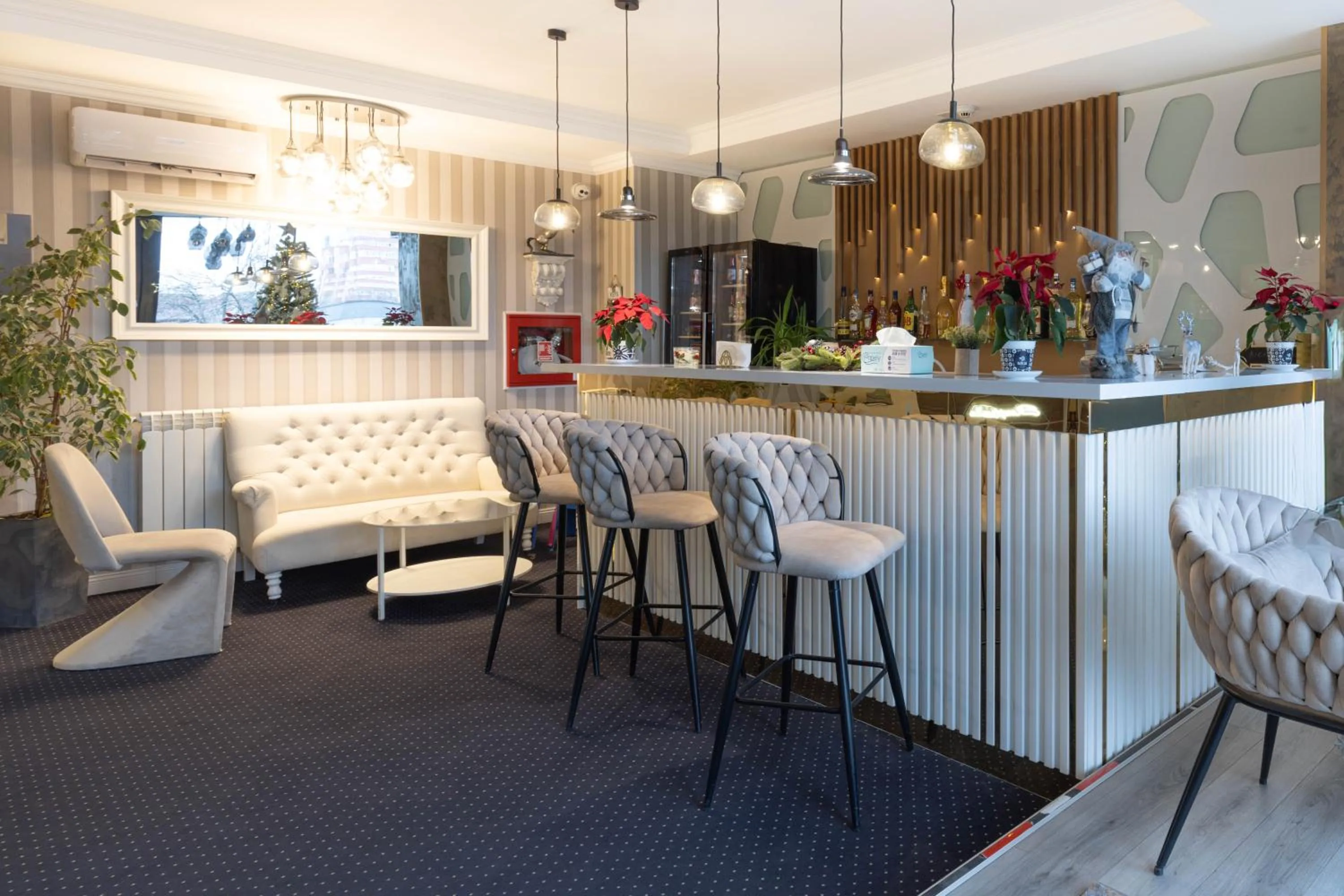 Communal lounge/ TV room in Hotel City Break