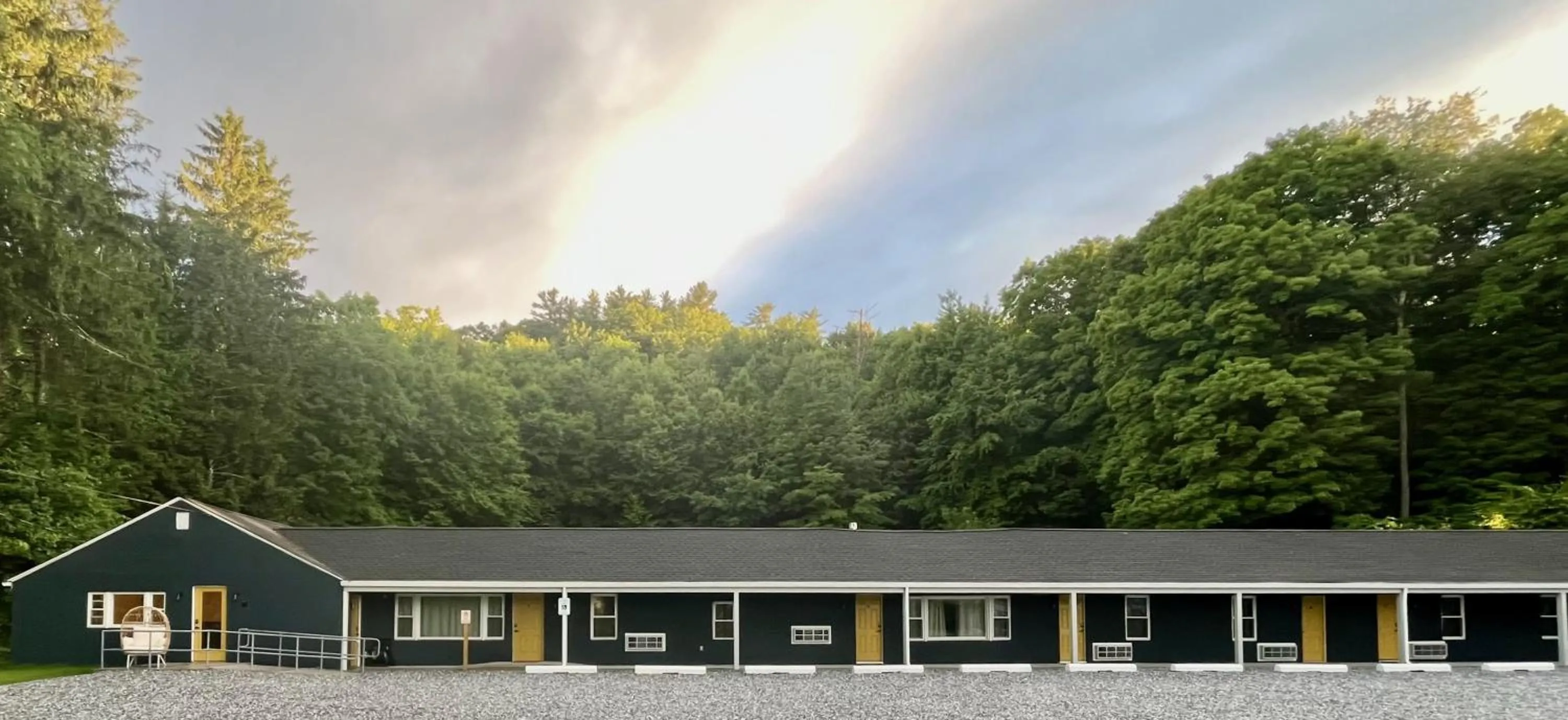 Property building in East Rock Inn