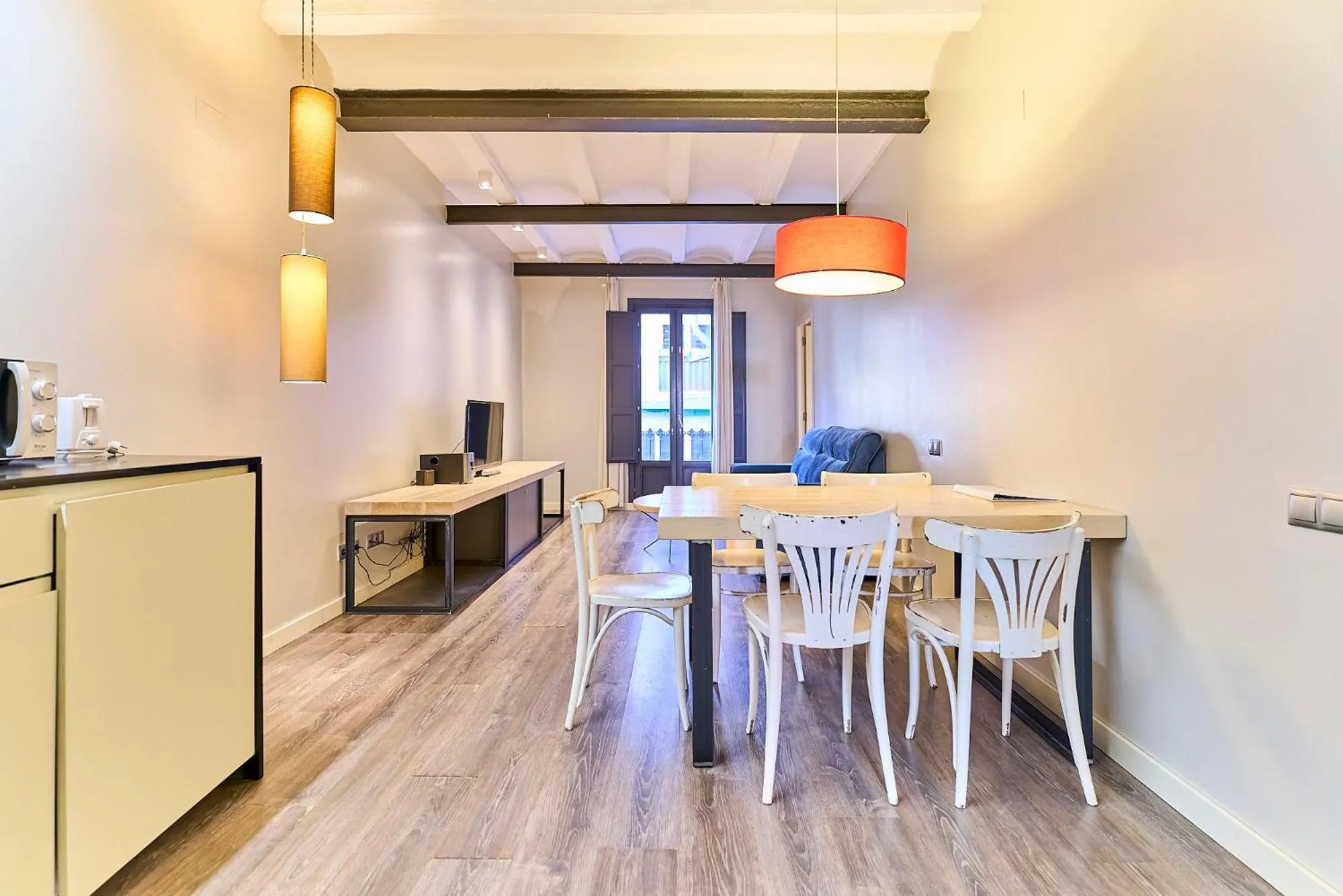 Kitchen or kitchenette in Montserrat Apartments by gaiarooms