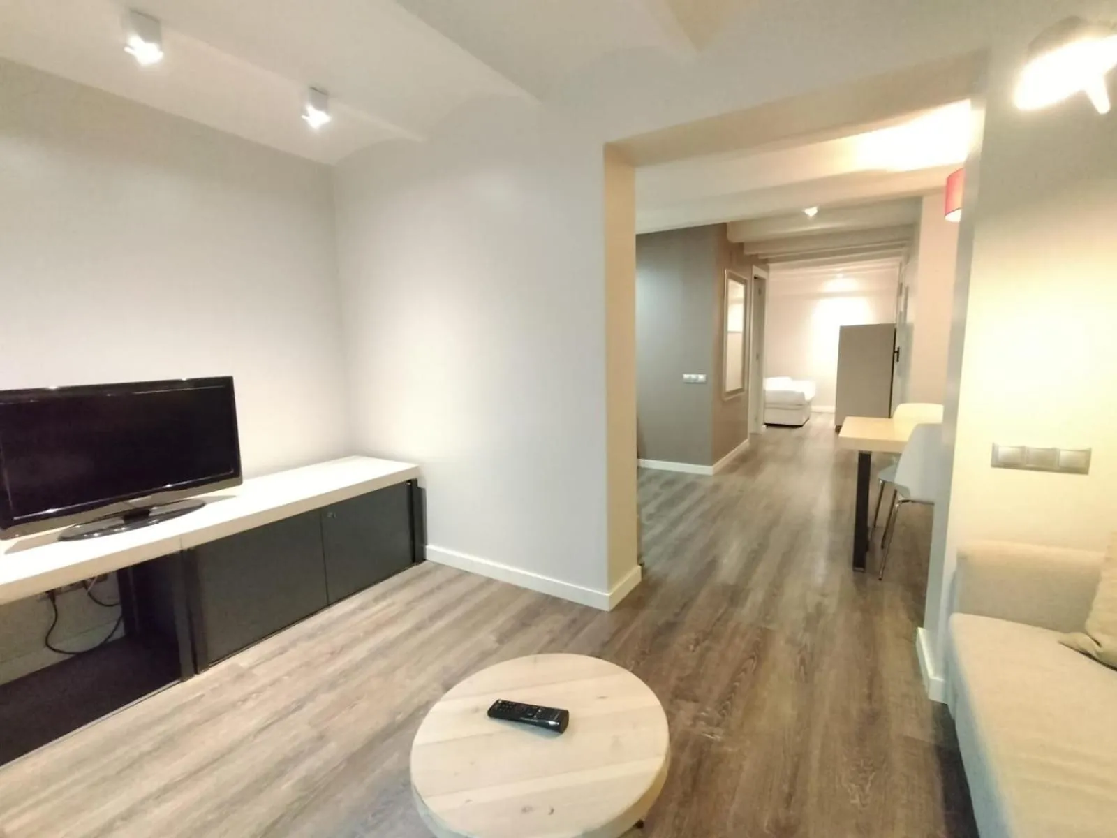 TV and multimedia in Montserrat Apartments by gaiarooms