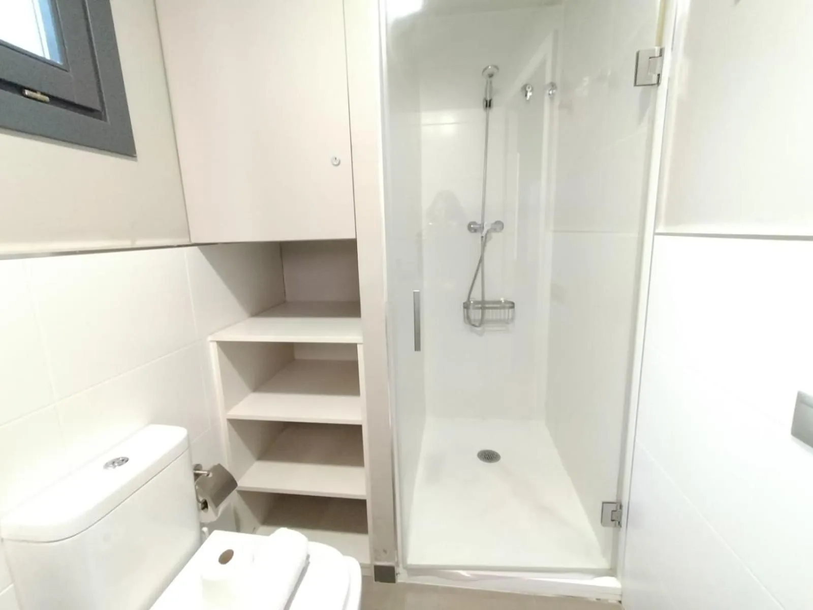 Shower in Montserrat Apartments by gaiarooms