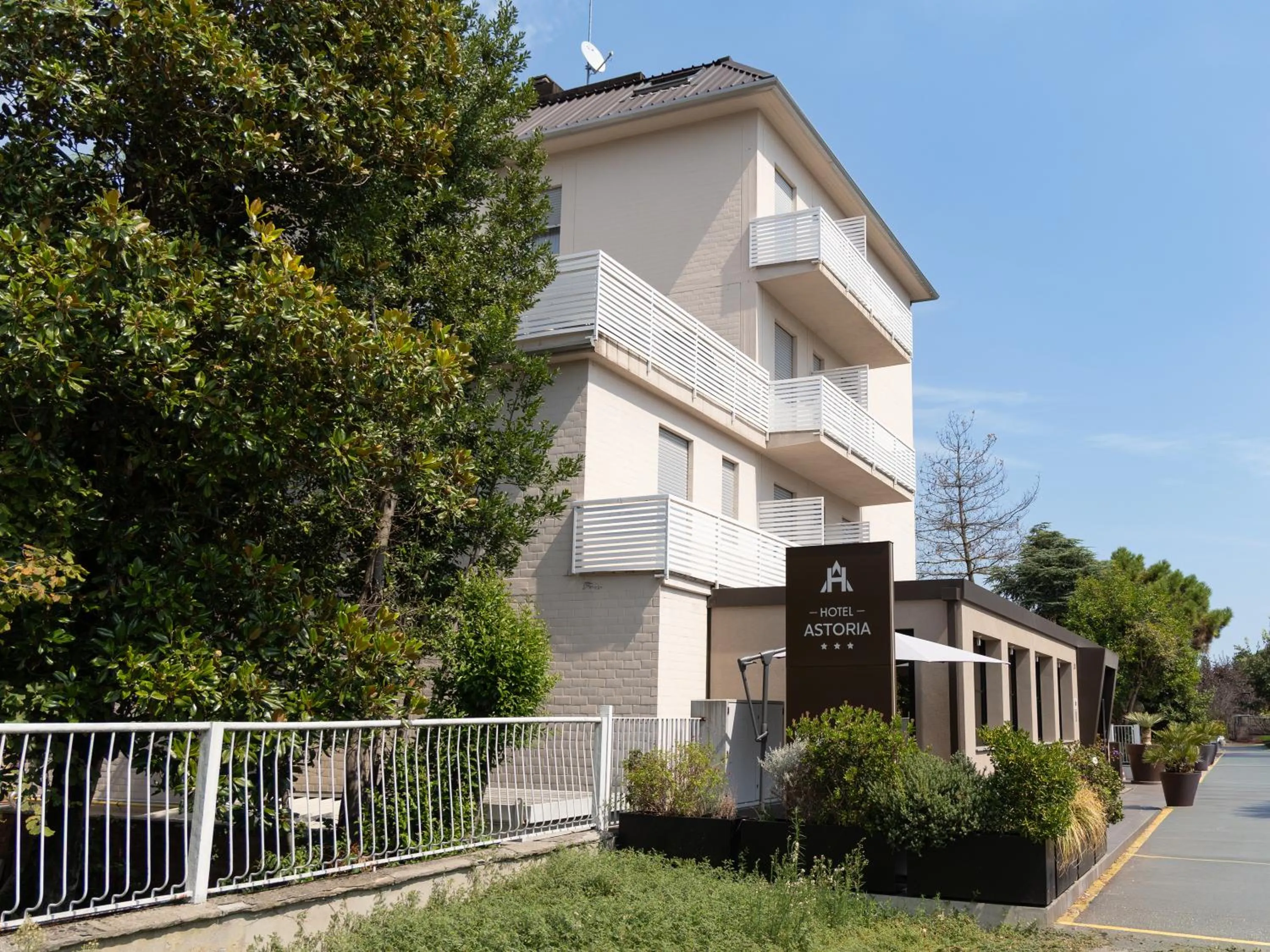 Property building in Hotel Astoria