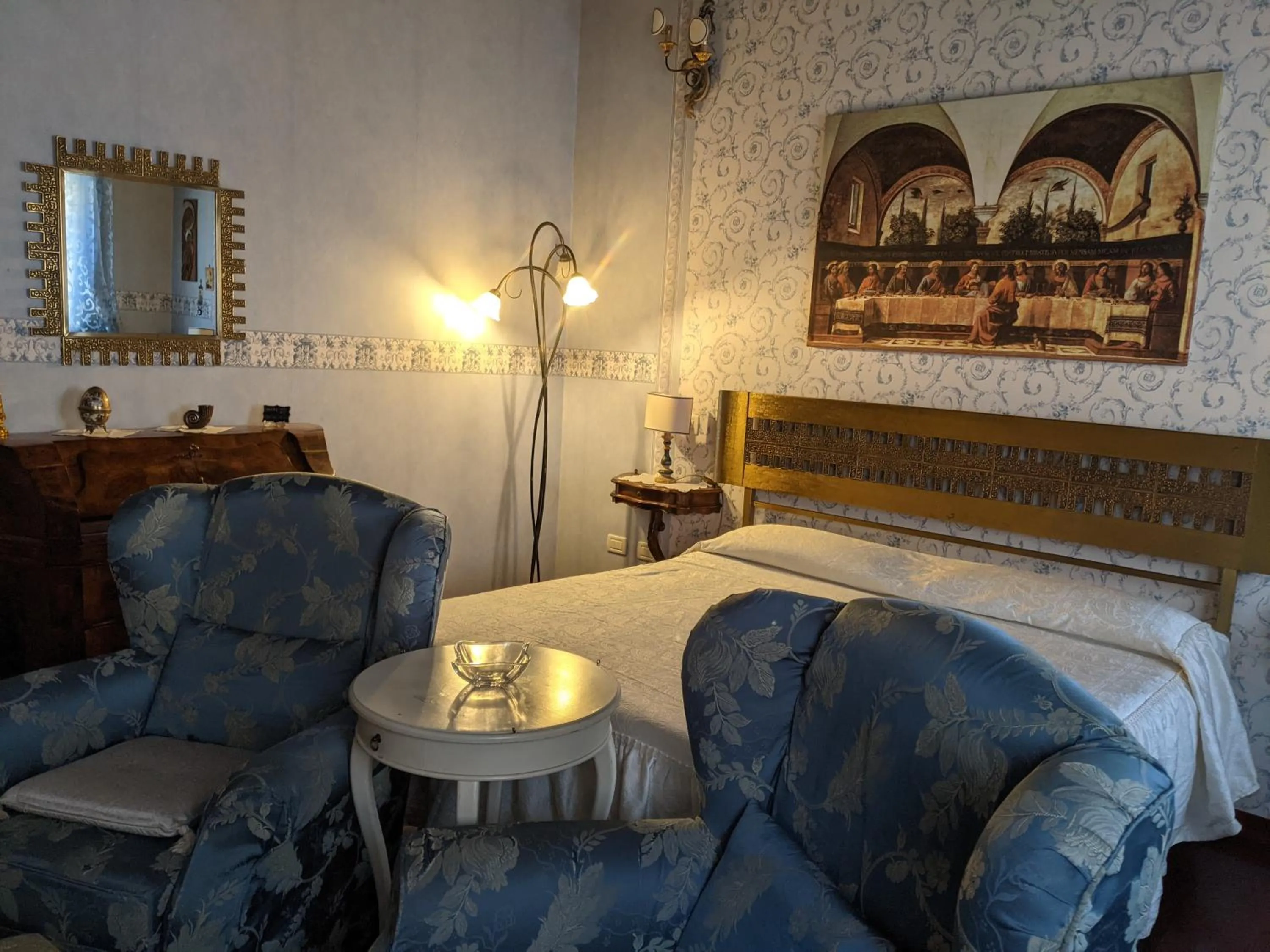 Bed in D'Elite Room & Breakfast