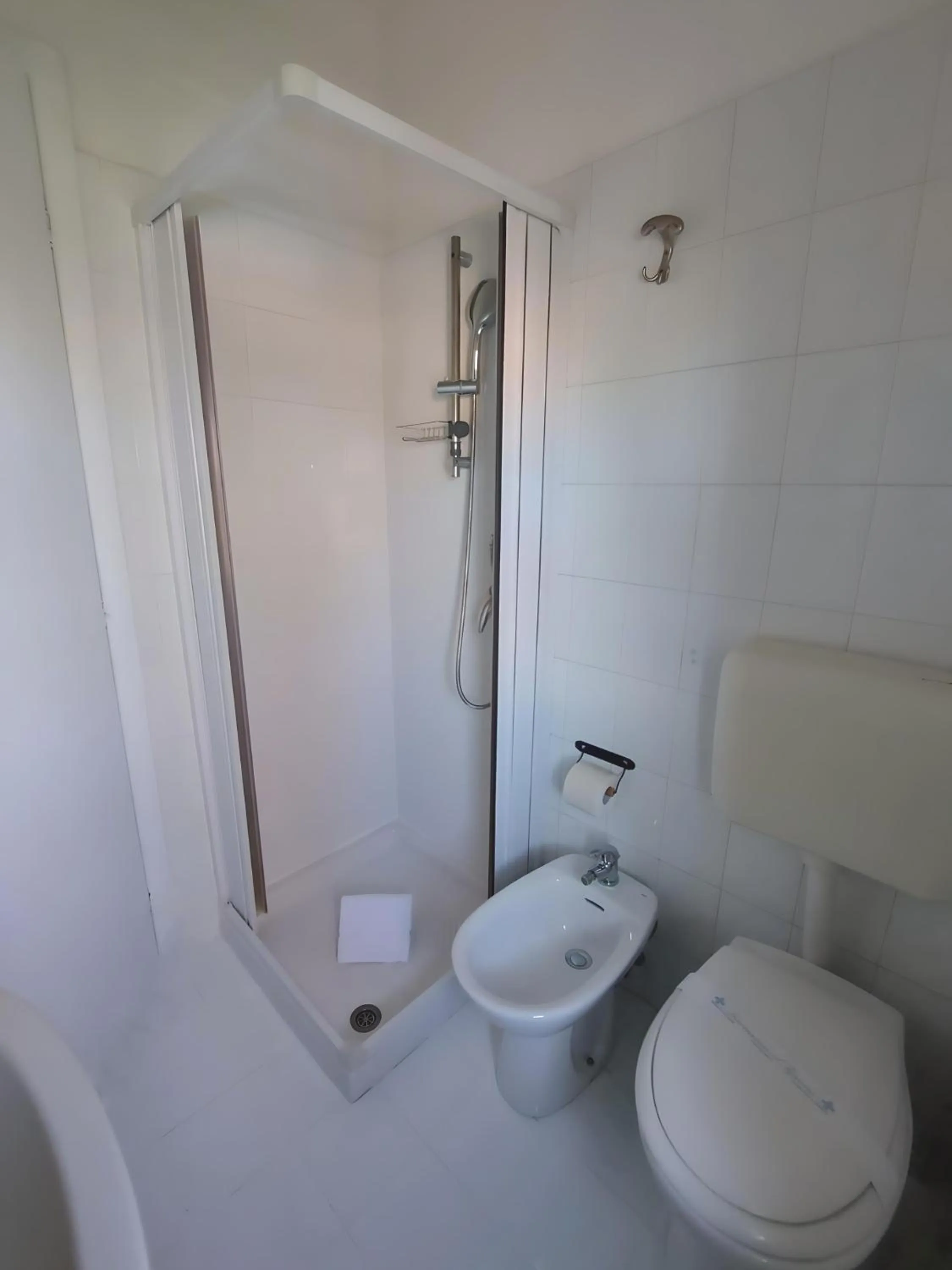 Shower in Villa Nadira