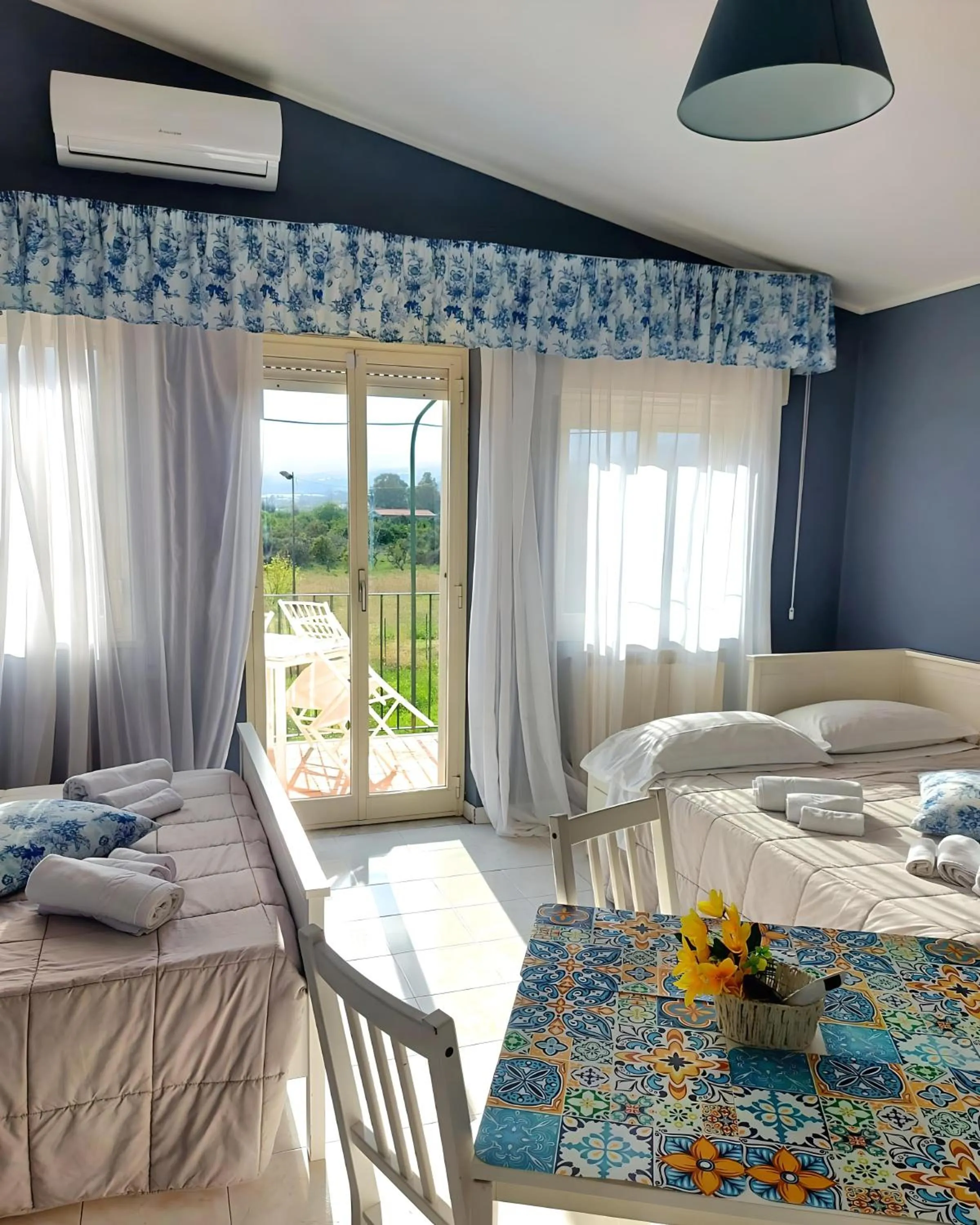 View (from property/room), Bed in Villa Nadira