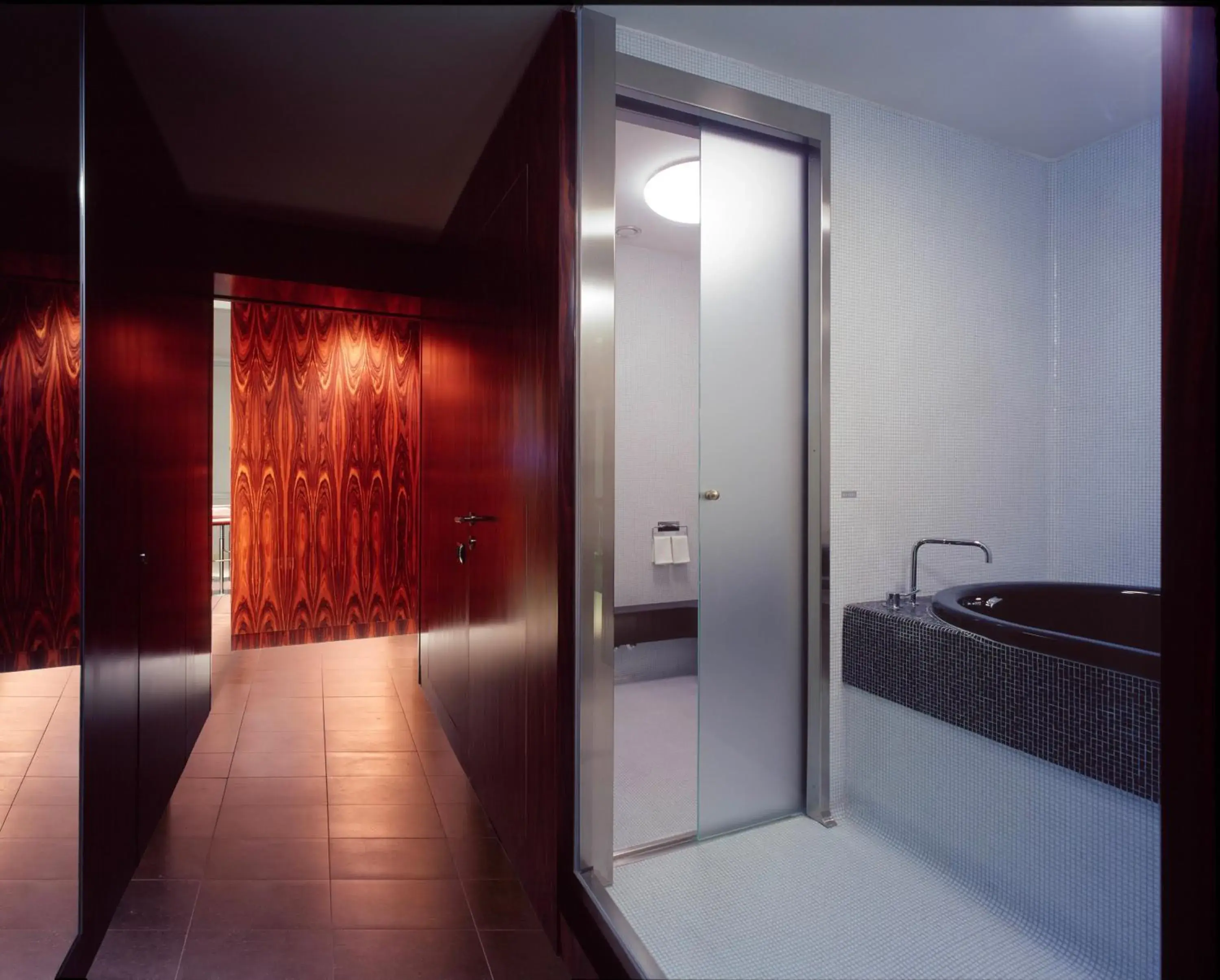 Bathroom in UNA Hotels Vittoria Firenze Bathroom in UNA Hotels Vittoria Firenze