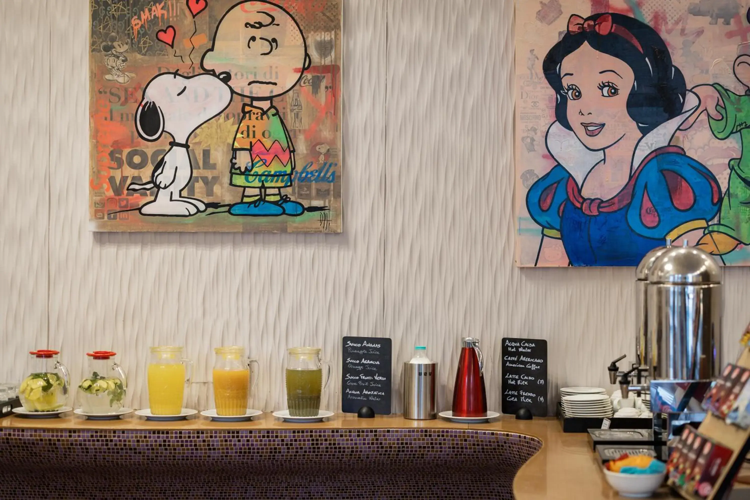 Buffet breakfast in UNA Hotels Vittoria Firenze Buffet breakfast in UNA Hotels Vittoria Firenze