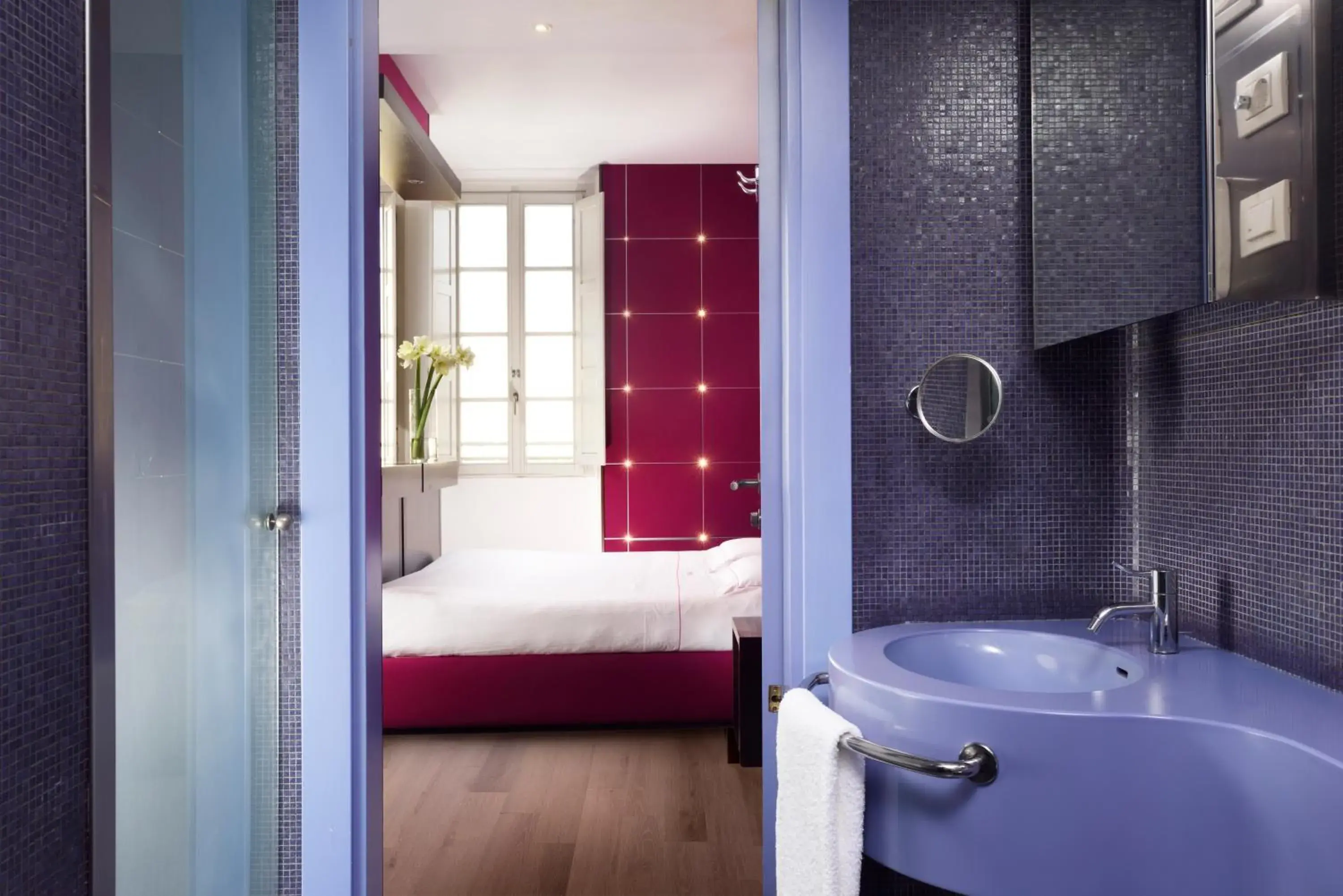 Bedroom, Bed in UNA Hotels Vittoria Firenze Bedroom, Bed in UNA Hotels Vittoria Firenze