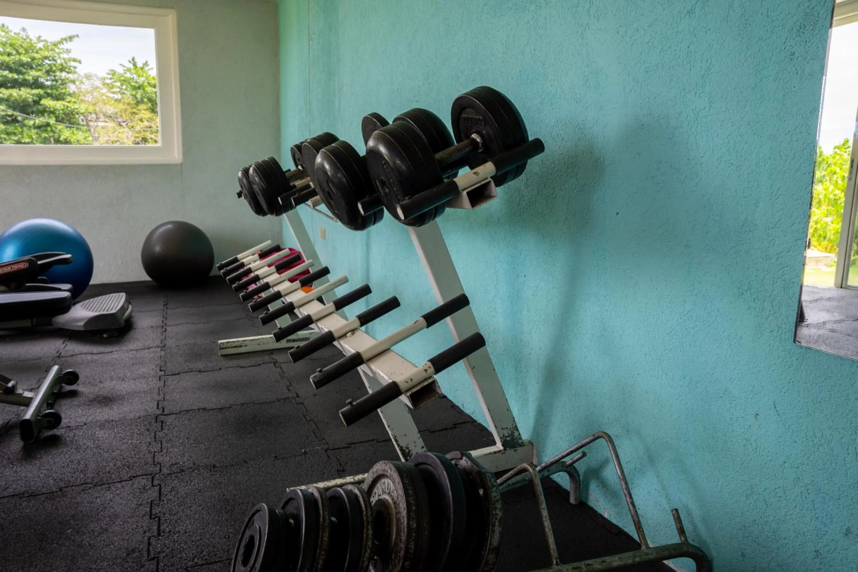 Fitness centre/facilities in Luxury Apartments and Rooms,The Lagoons