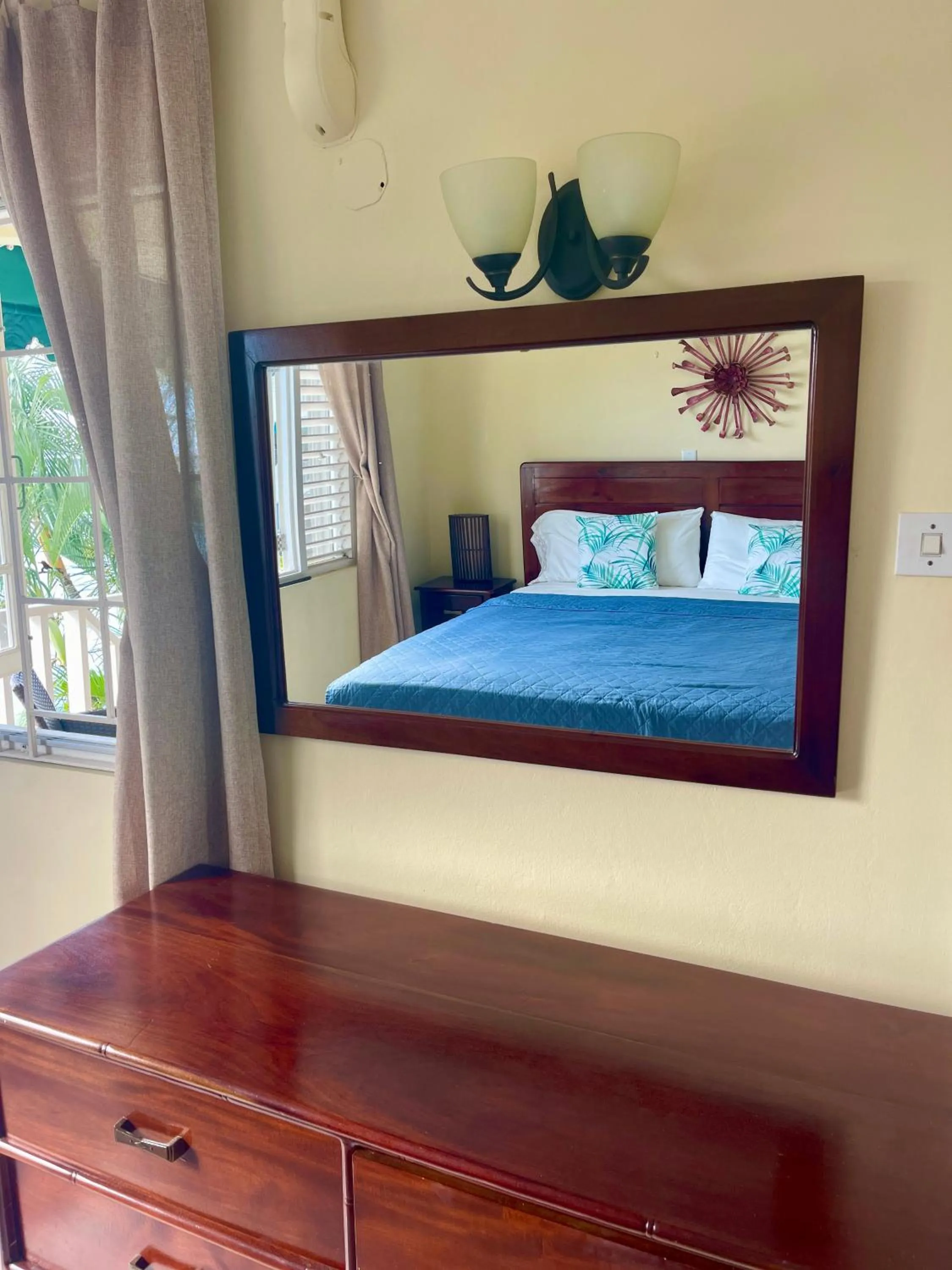 Bed in Luxury Apartments and Rooms,The Lagoons