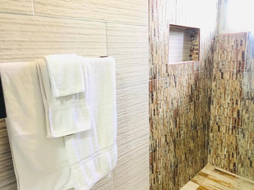 Luxury Apartments and Rooms,The Lagoons