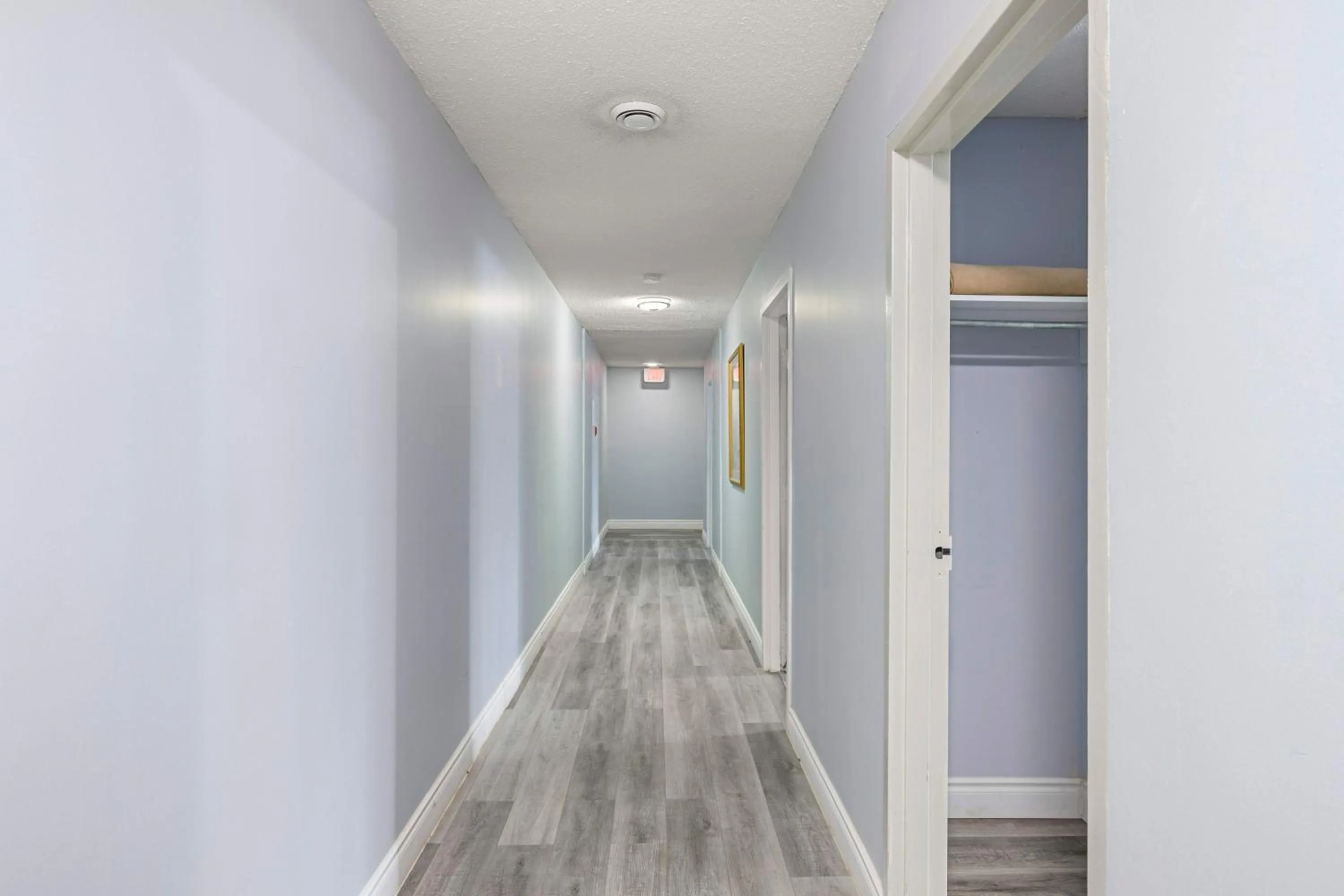 Property building in Lakeside Inn