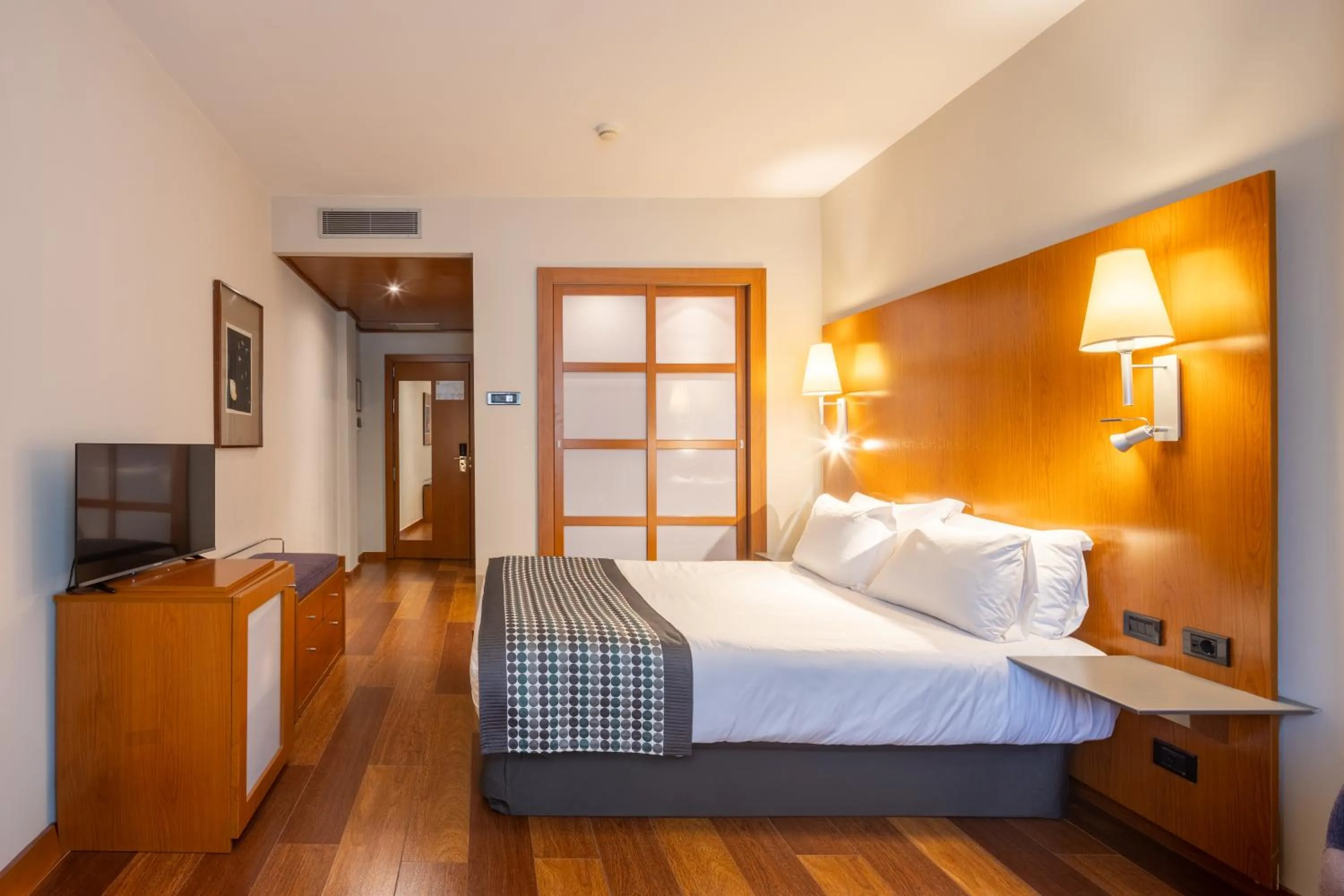 Photo of the whole room, Bed in Exe Toscana