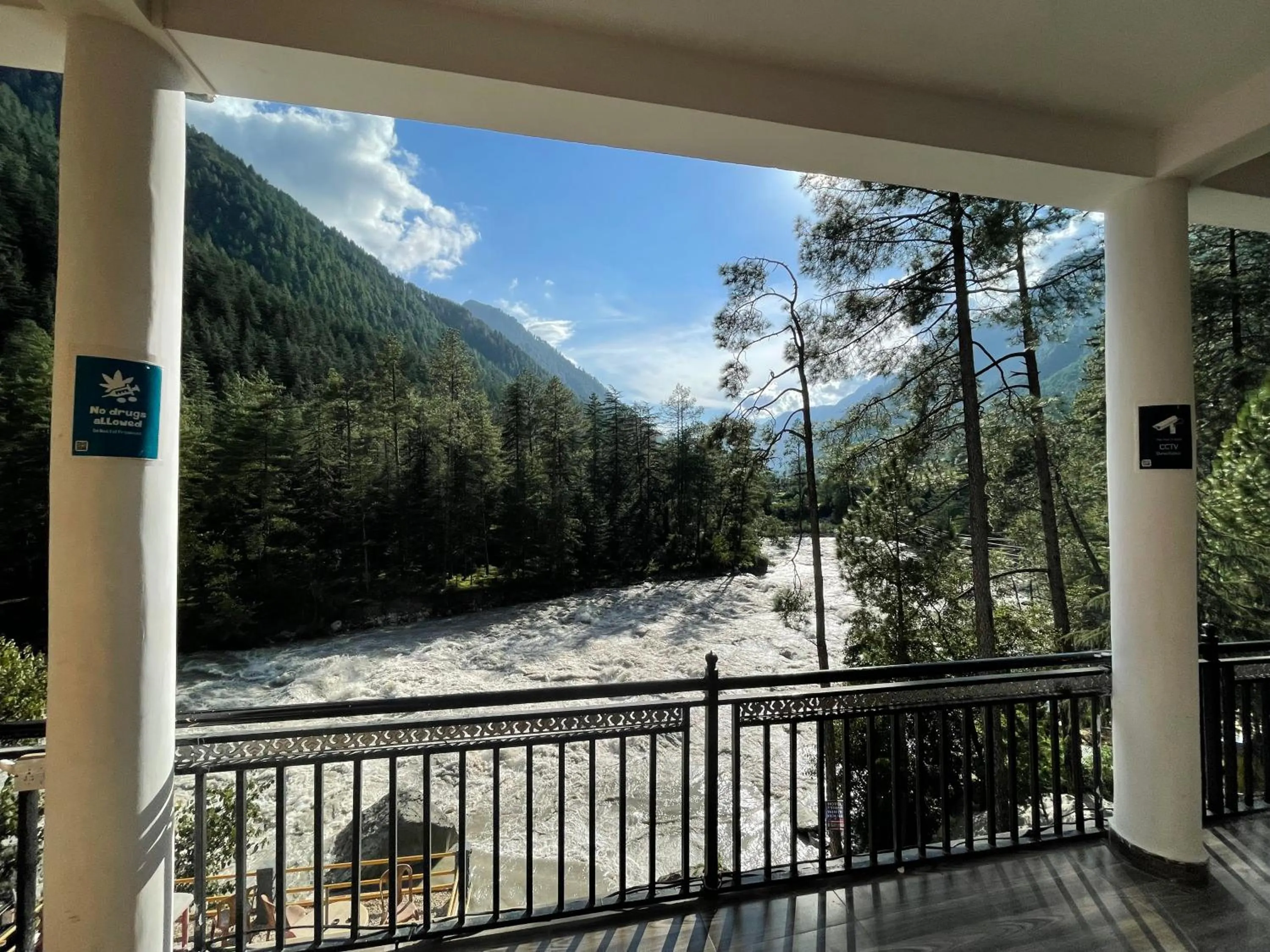 Day in Wabi Sabi Riverside Hostel