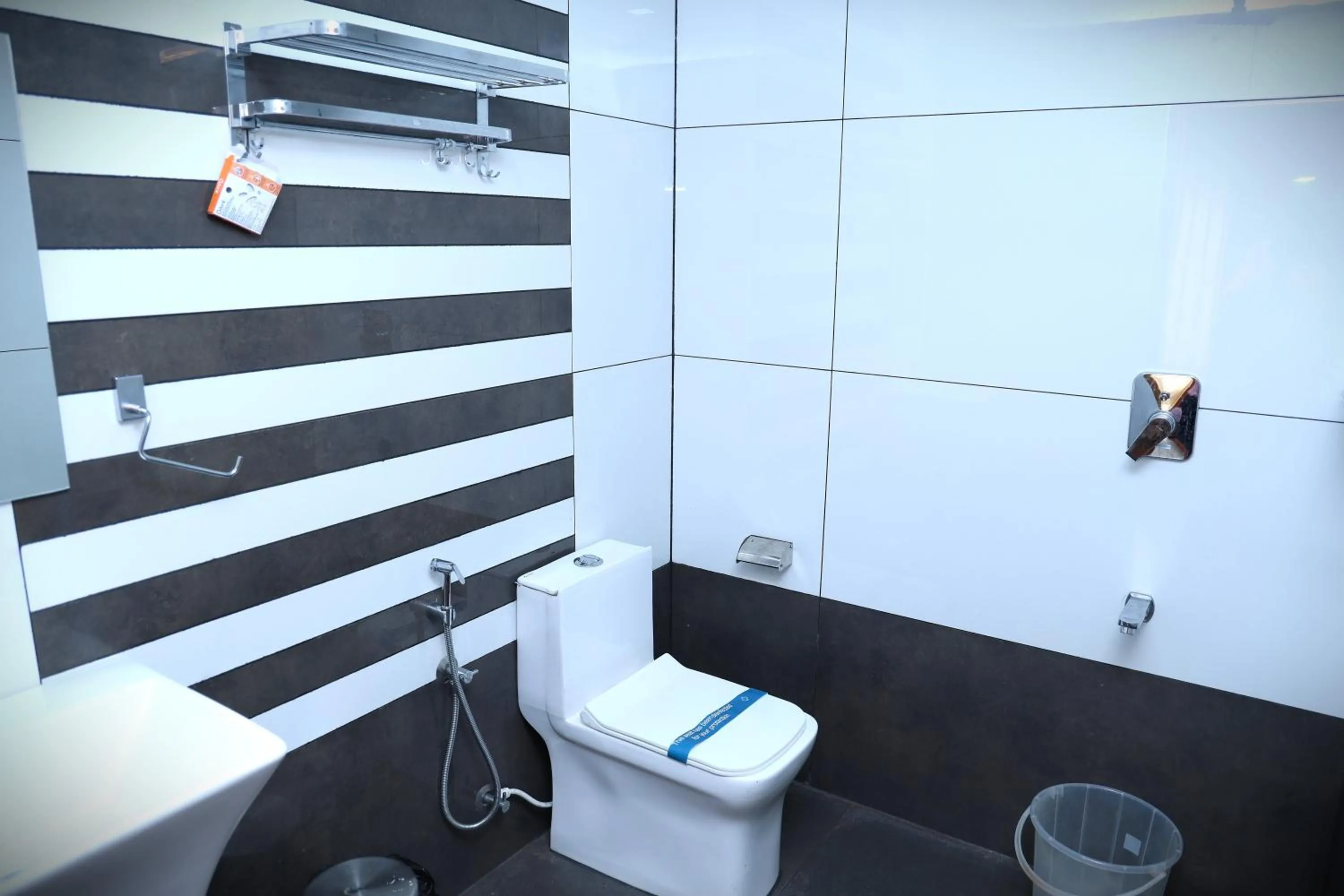 Bathroom in Delano Residency