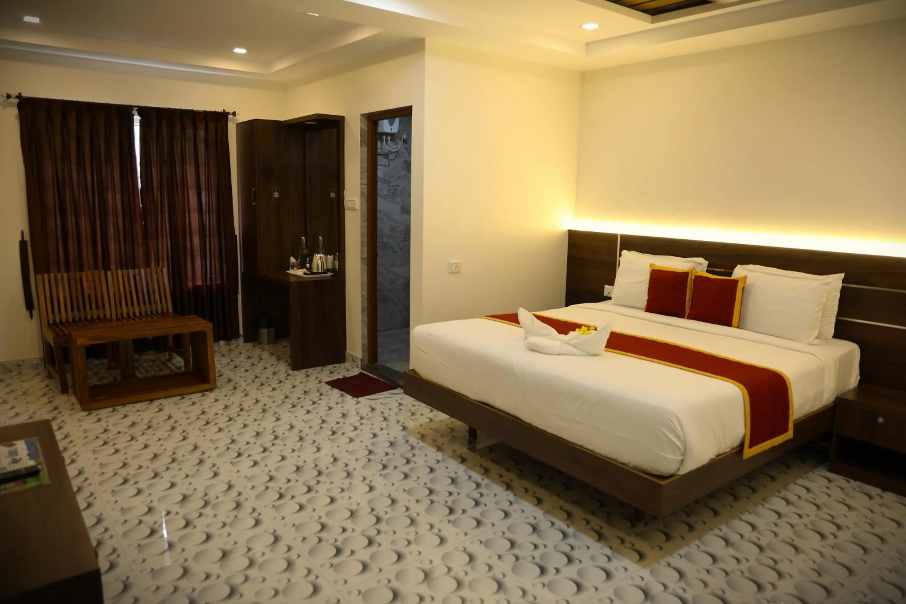 Bed in Delano Residency