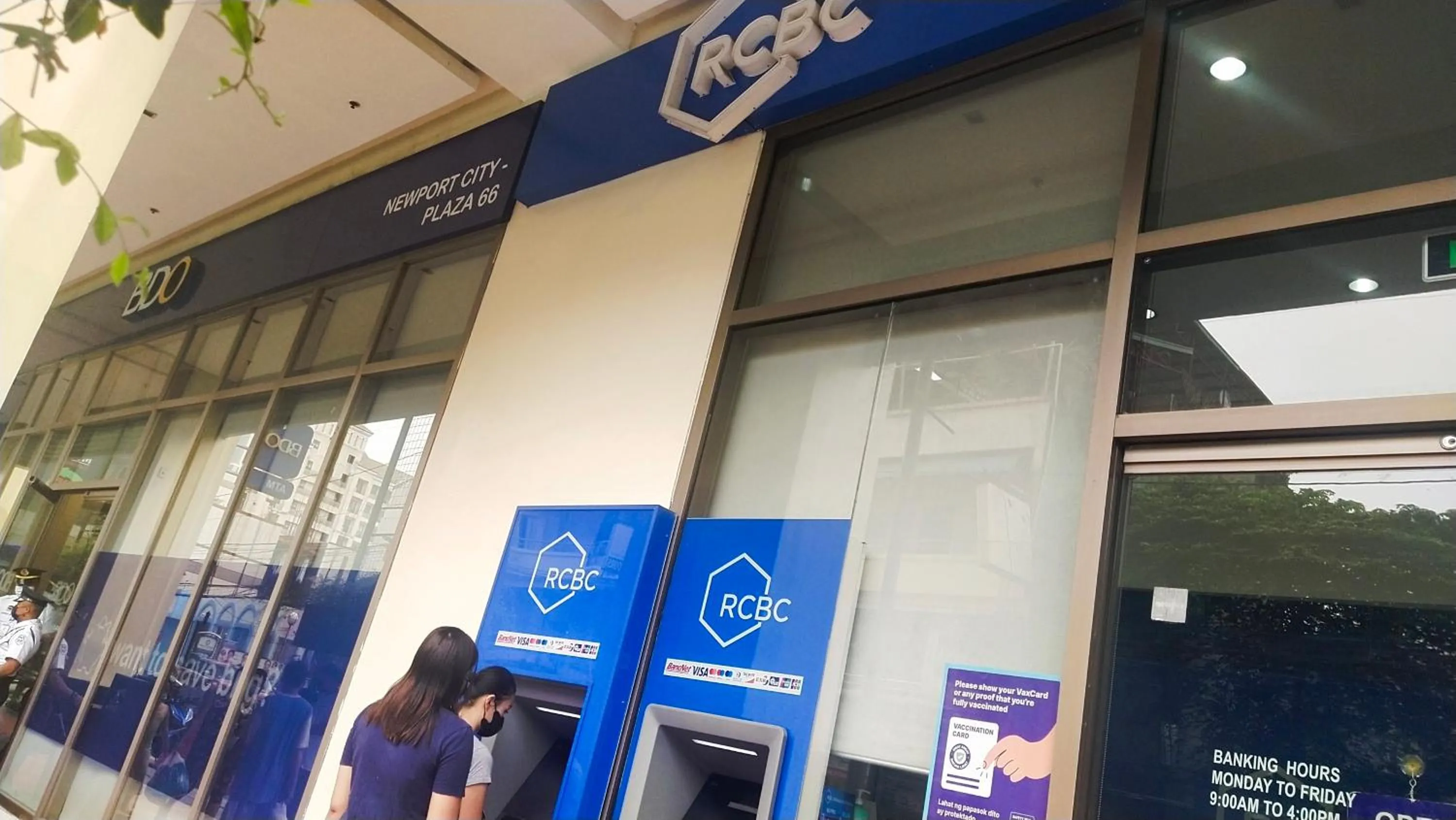 150 Newport Boulevard Near NAIA Terminal 3