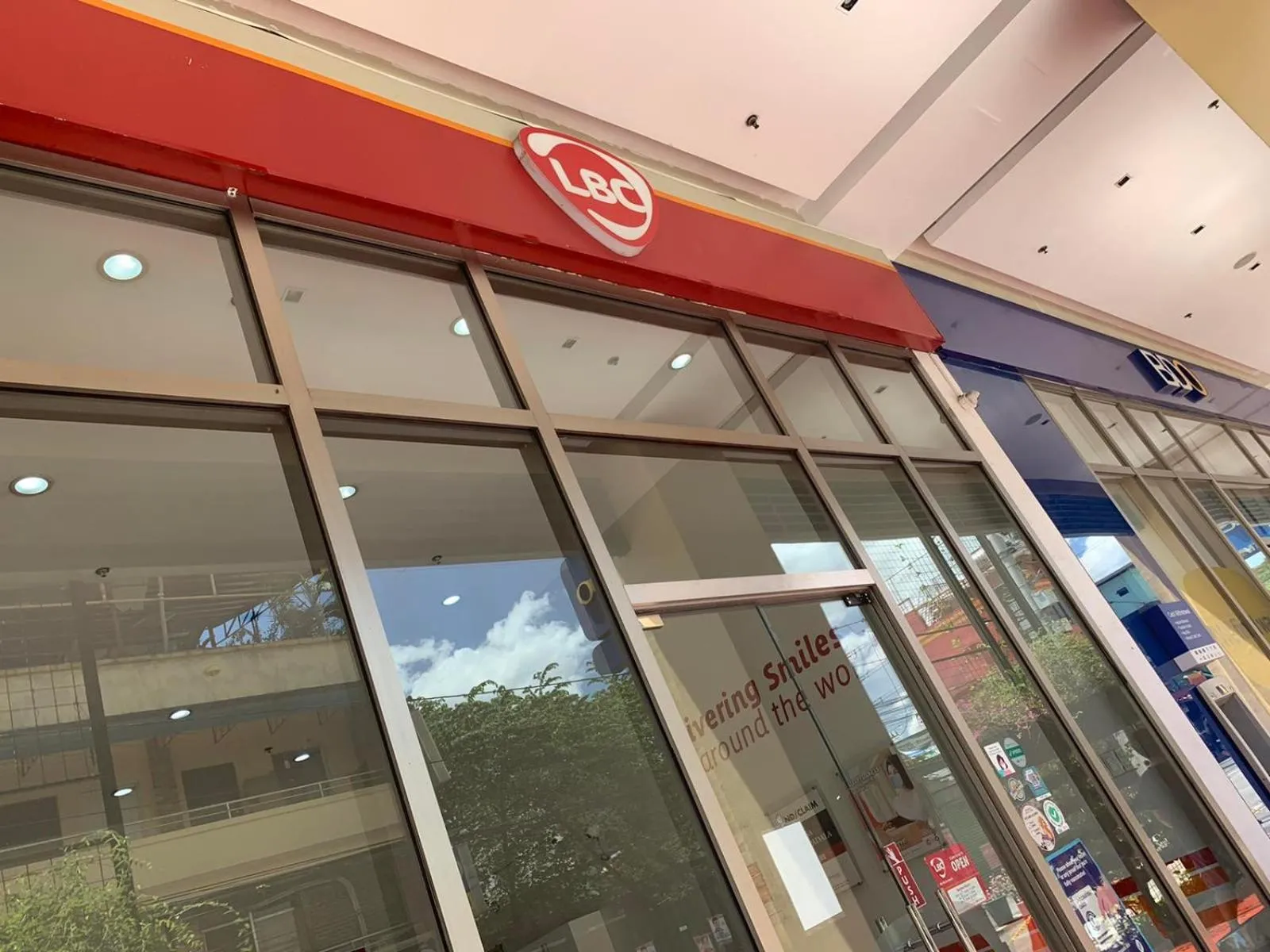 150 Newport Boulevard Near NAIA Terminal 3