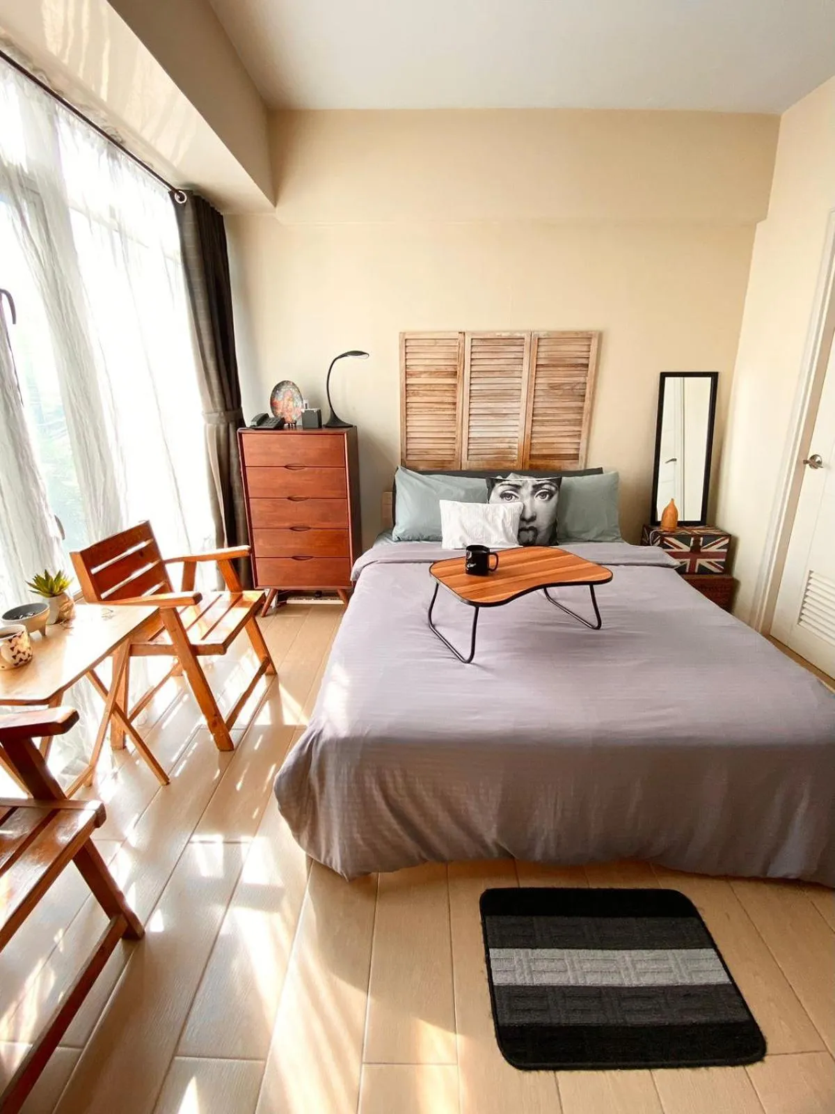 Bed in 150 Newport Boulevard Near NAIA Terminal 3