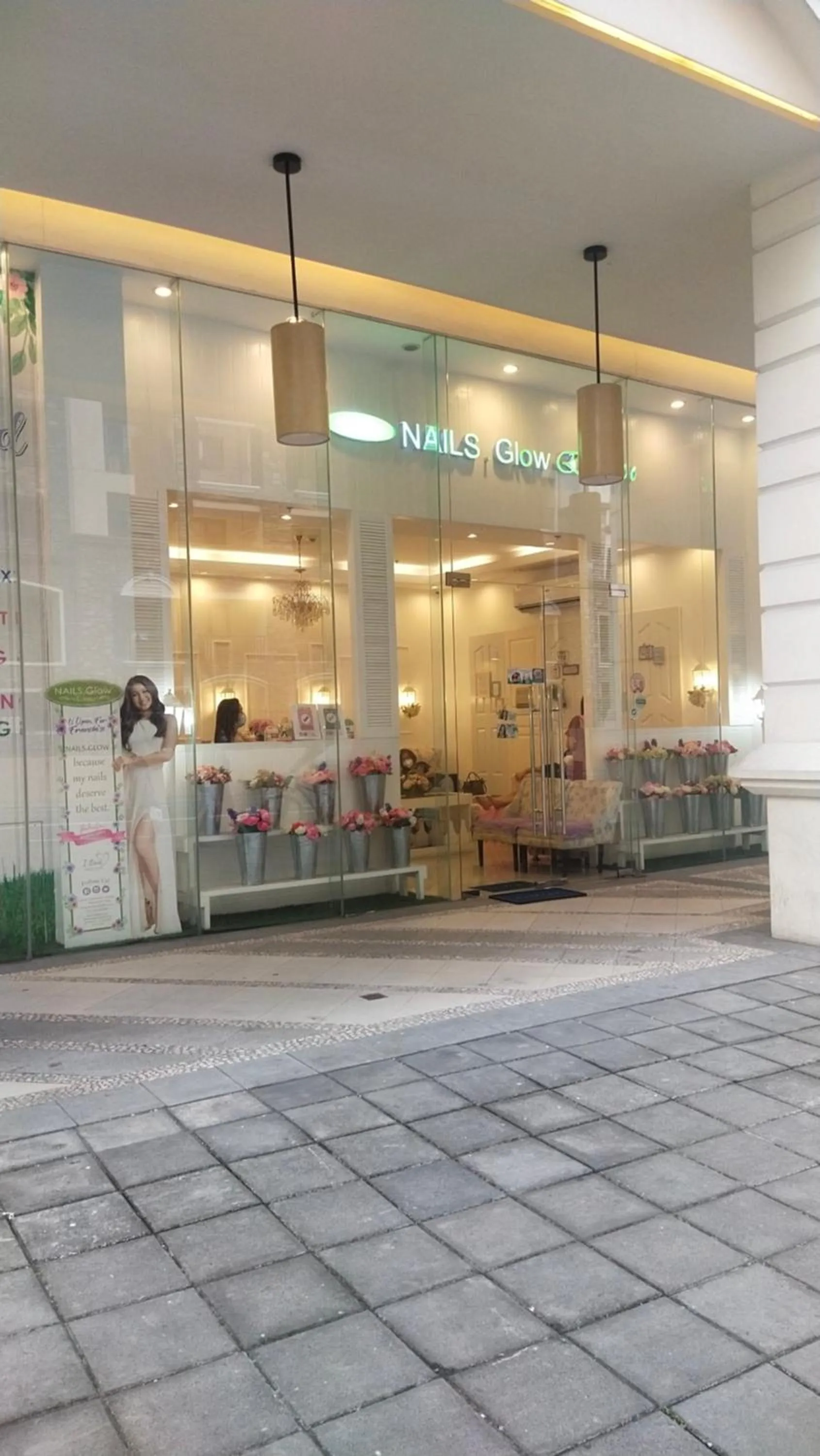 150 Newport Boulevard Near NAIA Terminal 3